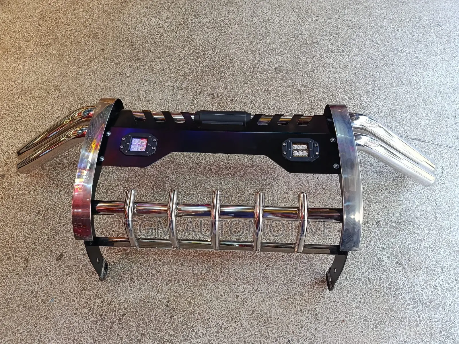 Universal Front Bull Bar With Led Lights
