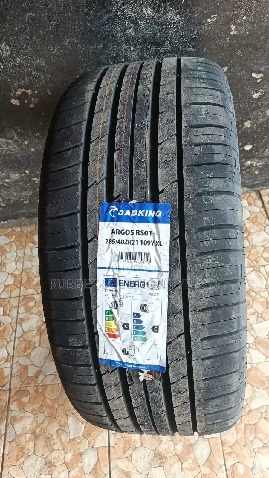 285/40r21 Roadking Tires