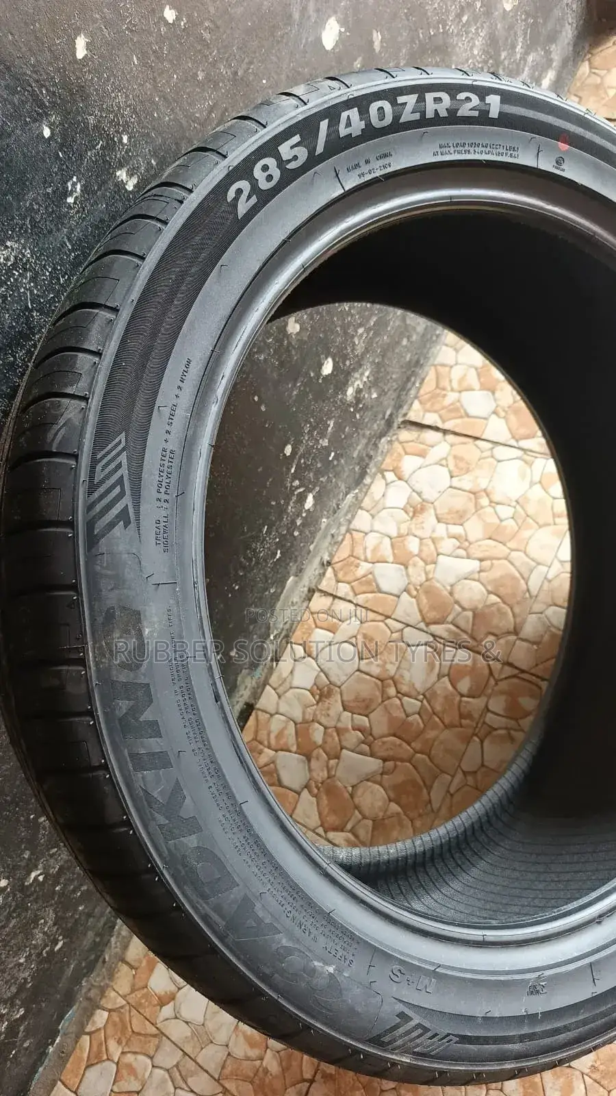 285/40r21 Roadking Tires