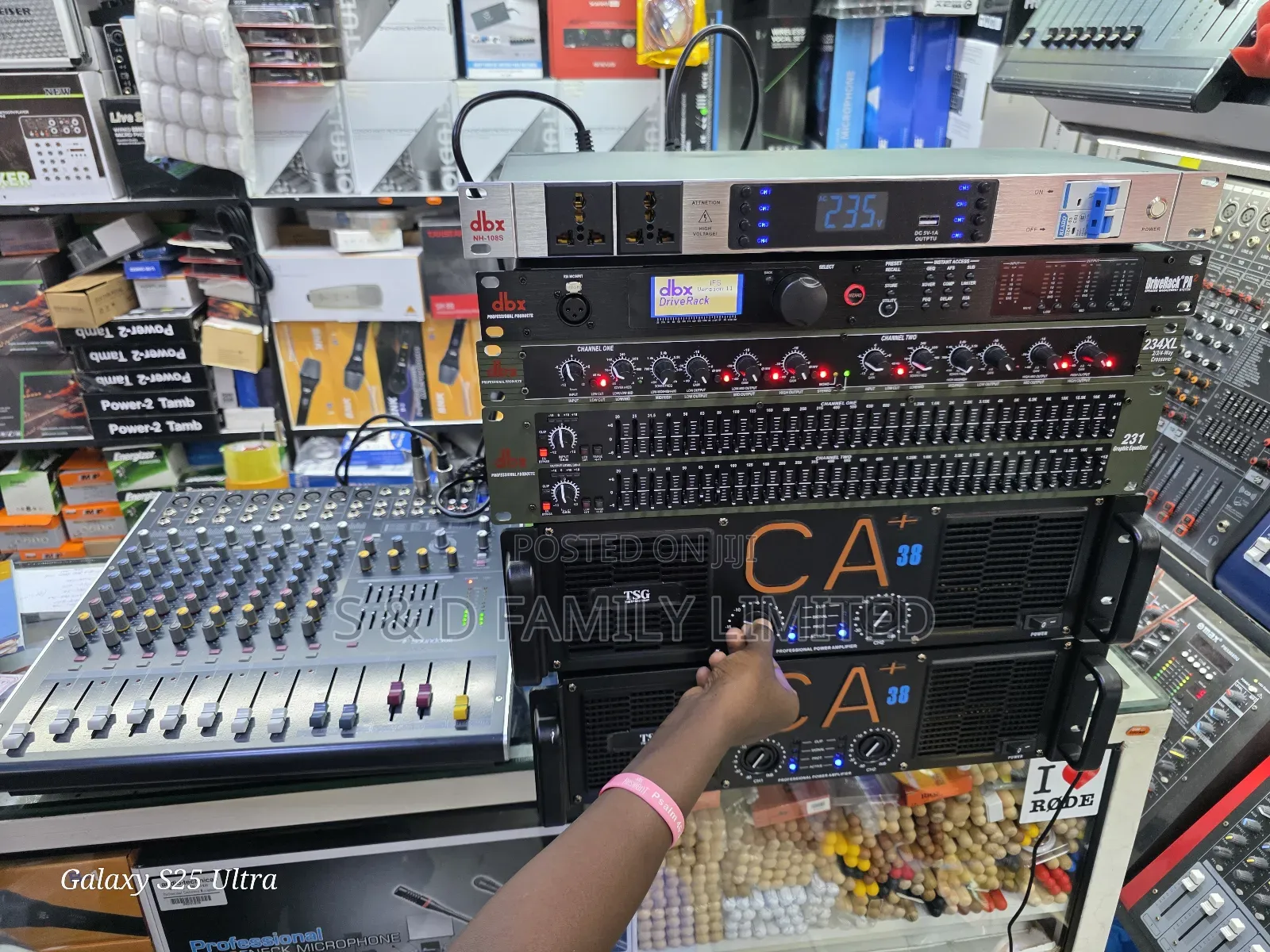 Crest Audio Amplifier Set