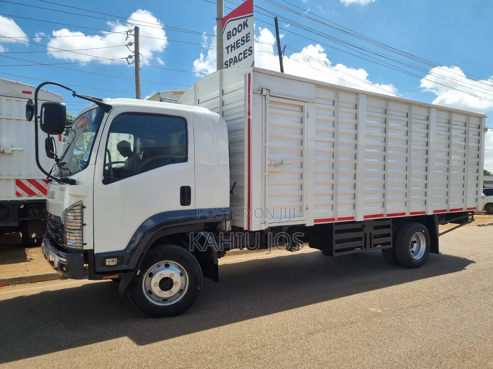 Isuzu FRR Slay Queen