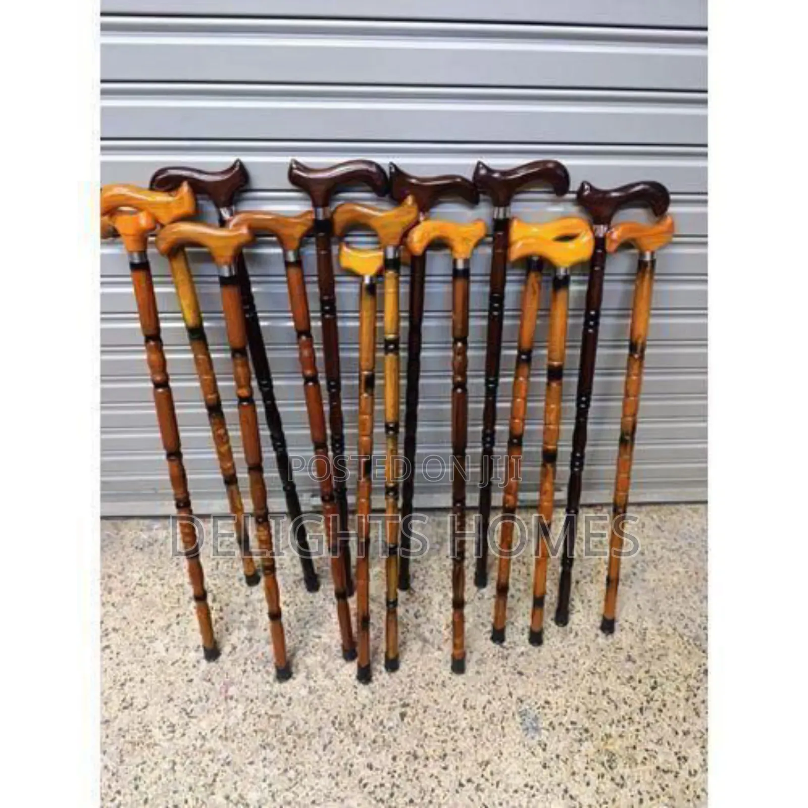 Mahogany Wooden Walking Sticks._de