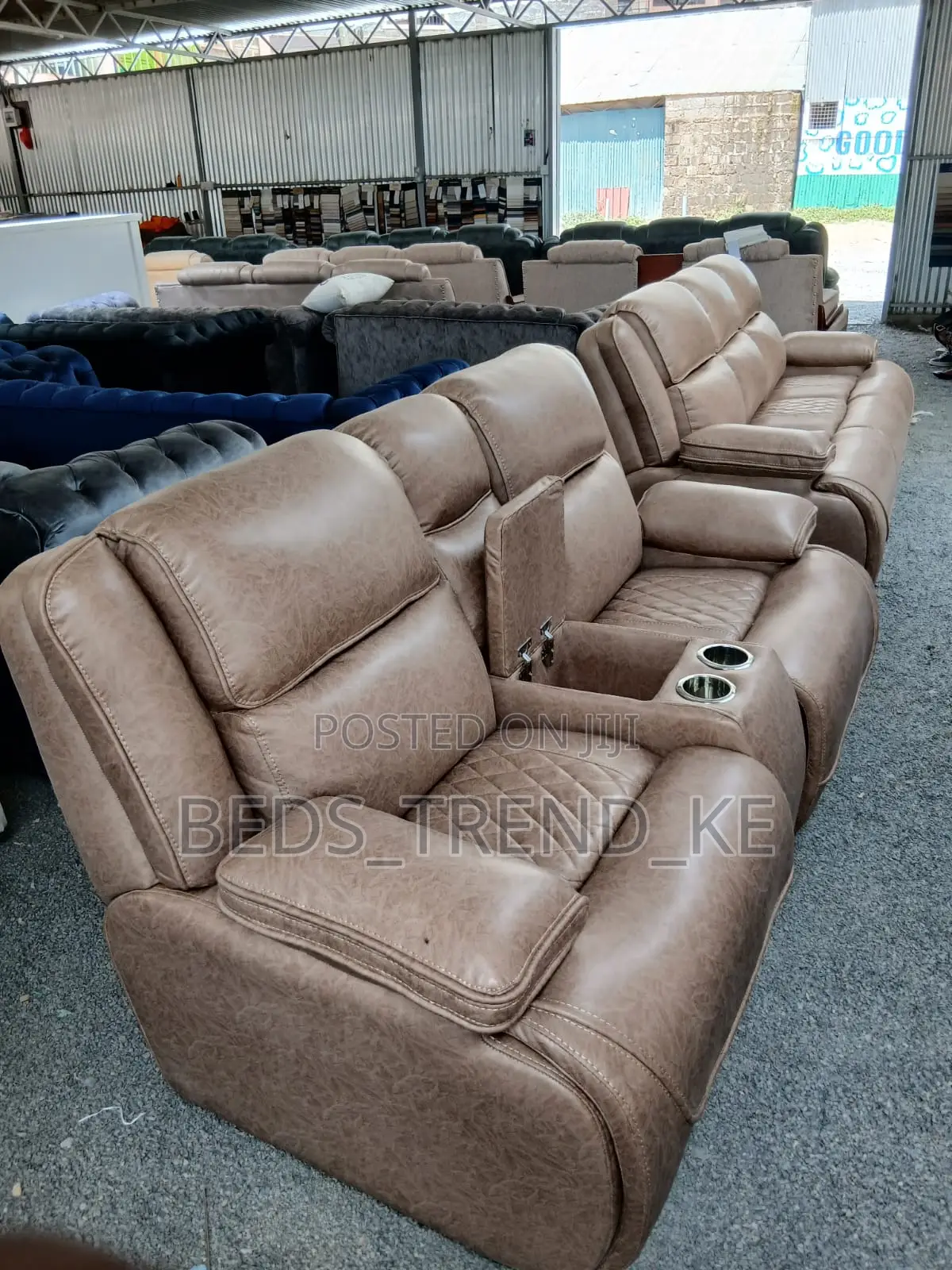 Idylic 5 Semi Recliner Sofa 3,2