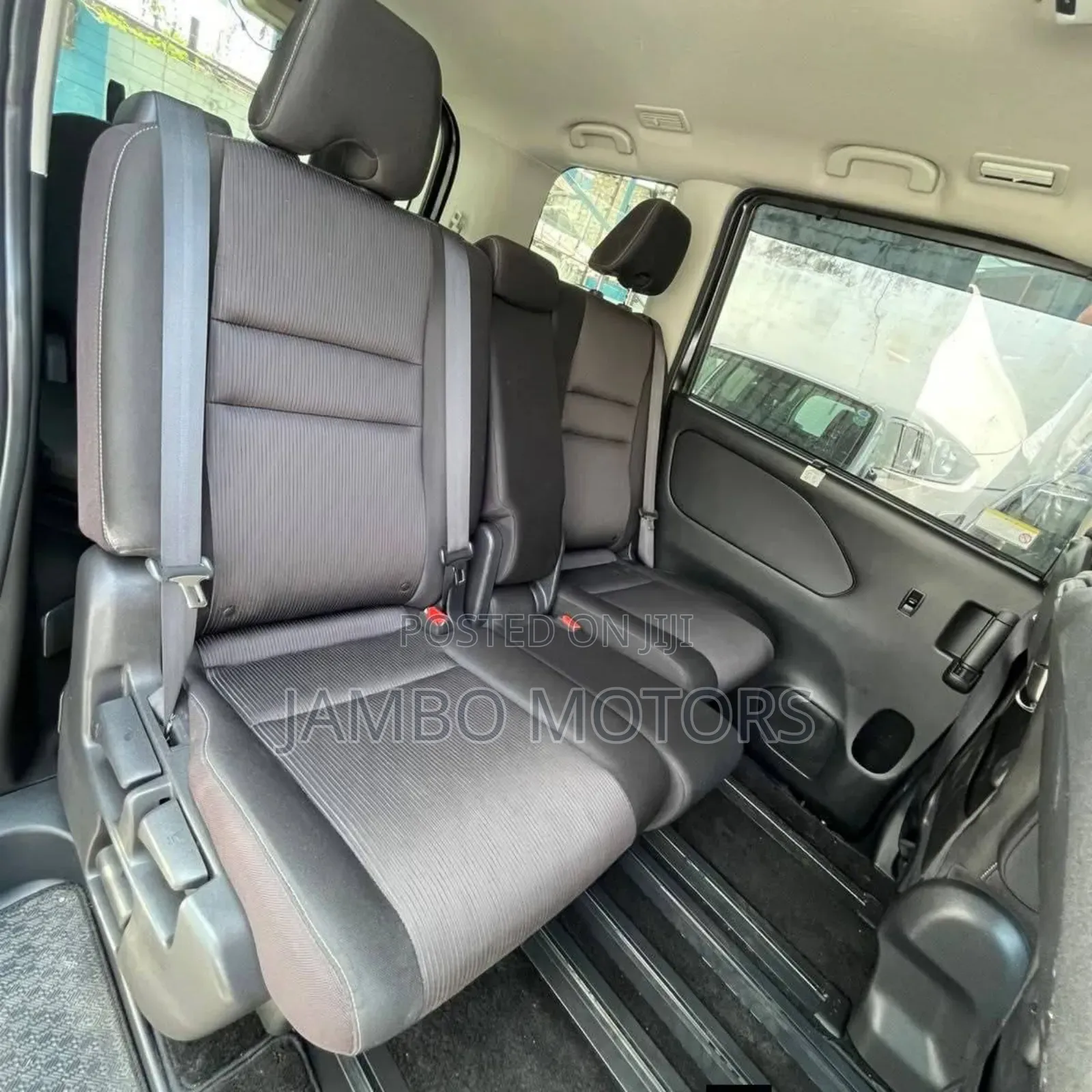 Nissan Serena 2019 Black