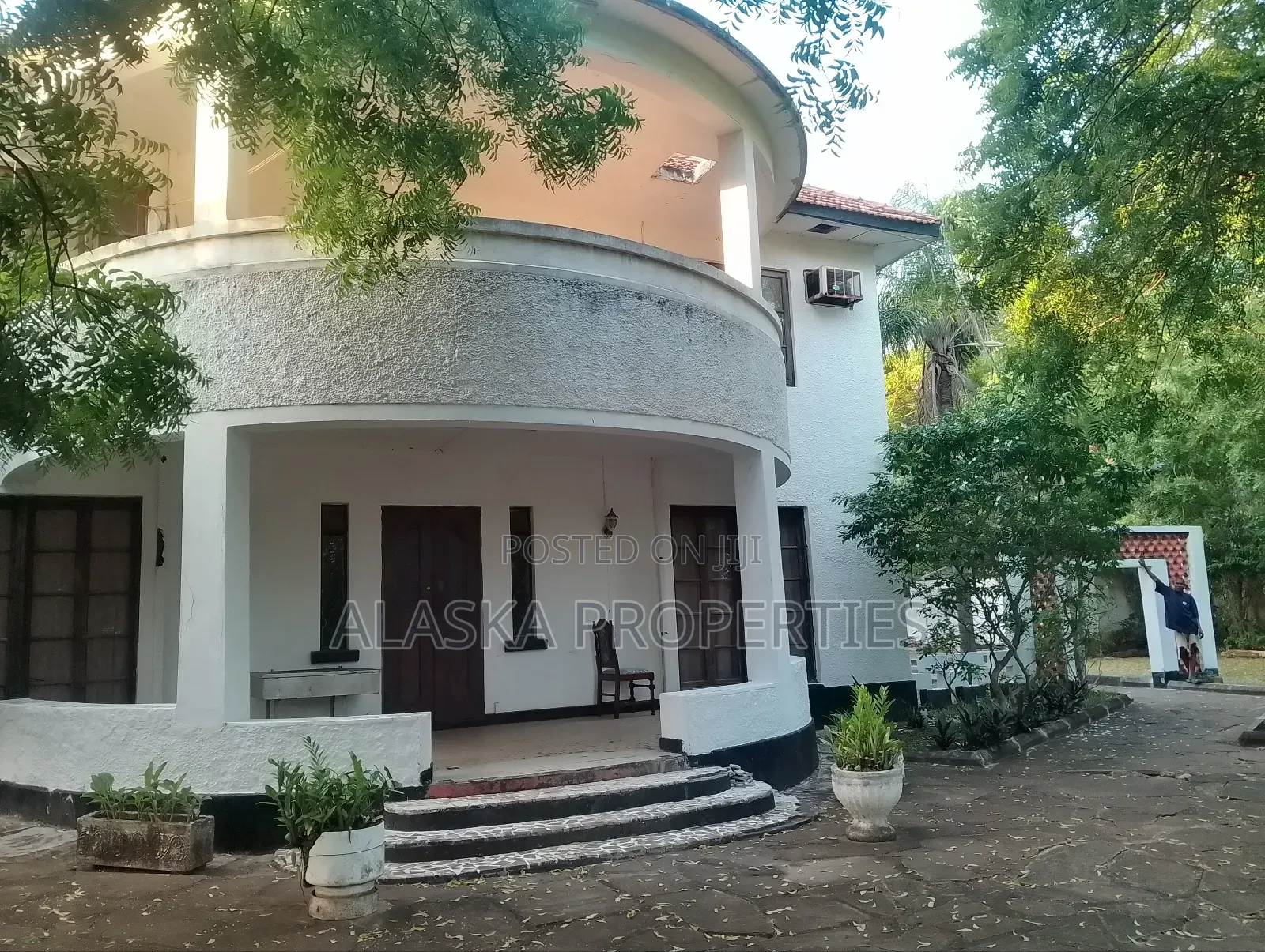 5bdrm Maisonette in Nyali Estate for sale
