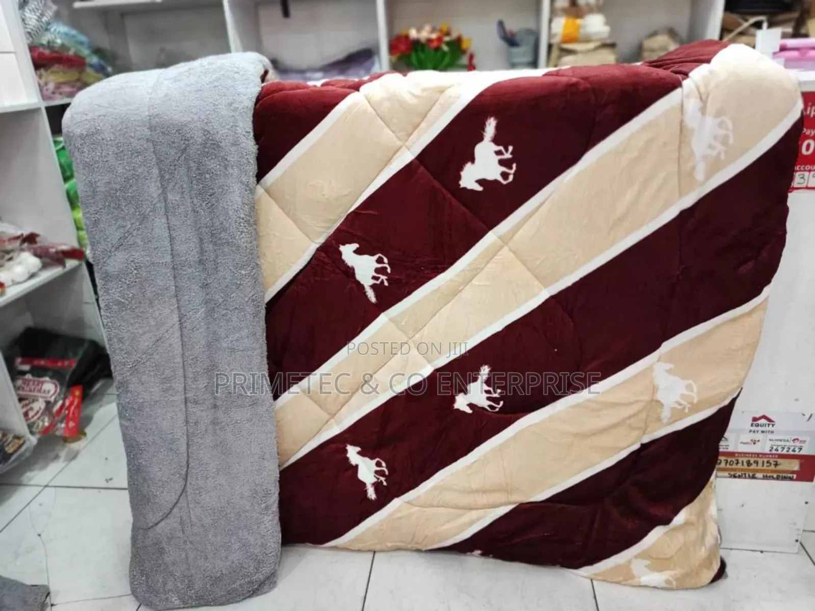 Single Woolen Duvets* Size 6*6