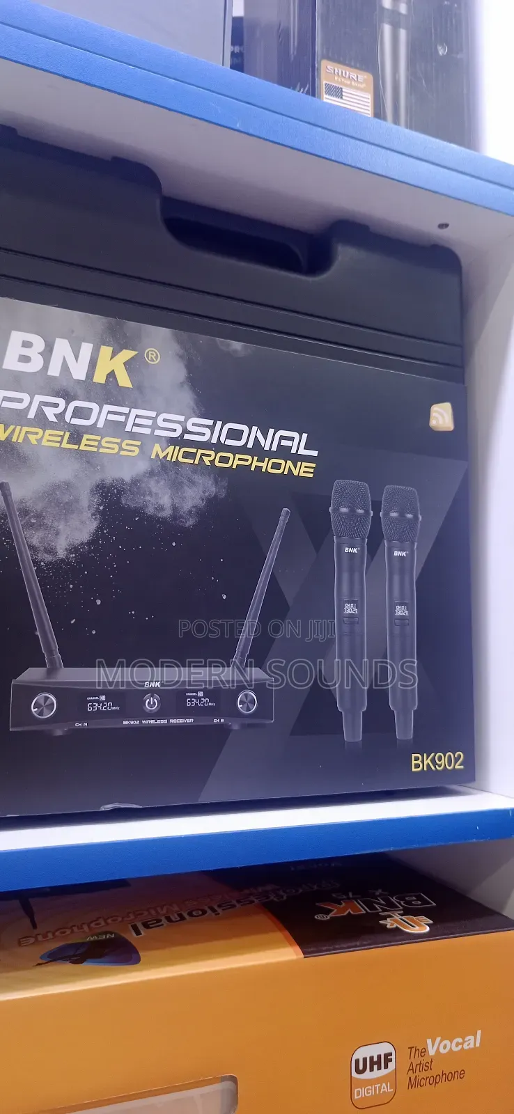 BNK 902 Wireless Microphone