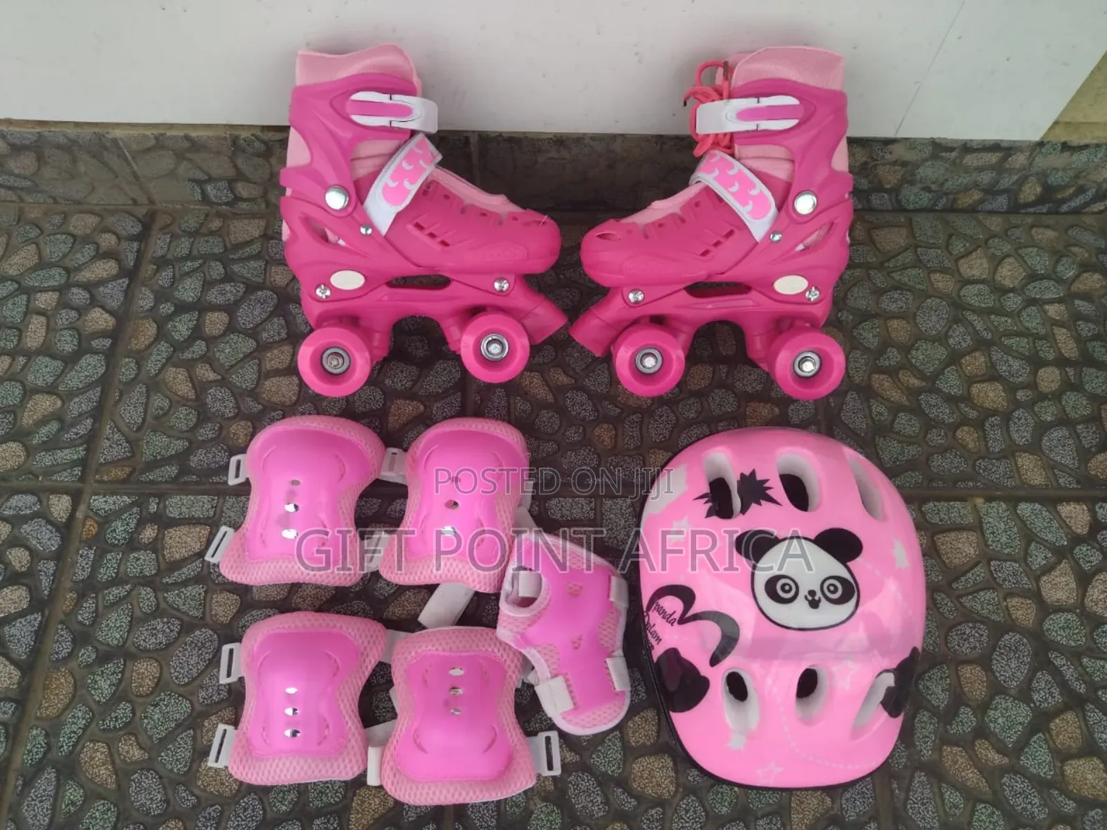 7 In 1 Adjustable Quad Skates With Guards And Helmets For Kids Safety