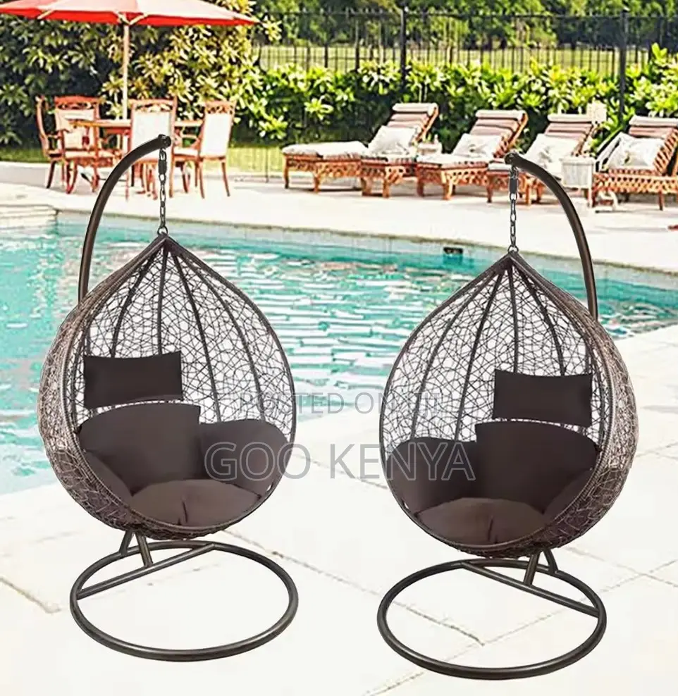 Home Chair;Luxury Modern Round Table:Artistic Design For Small Spaces