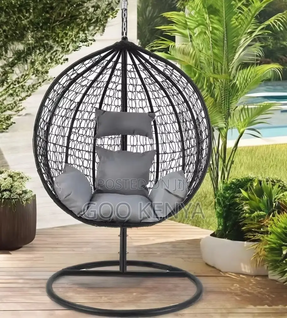 Home Chair;Luxury Modern Round Table:Artistic Design For Small Spaces