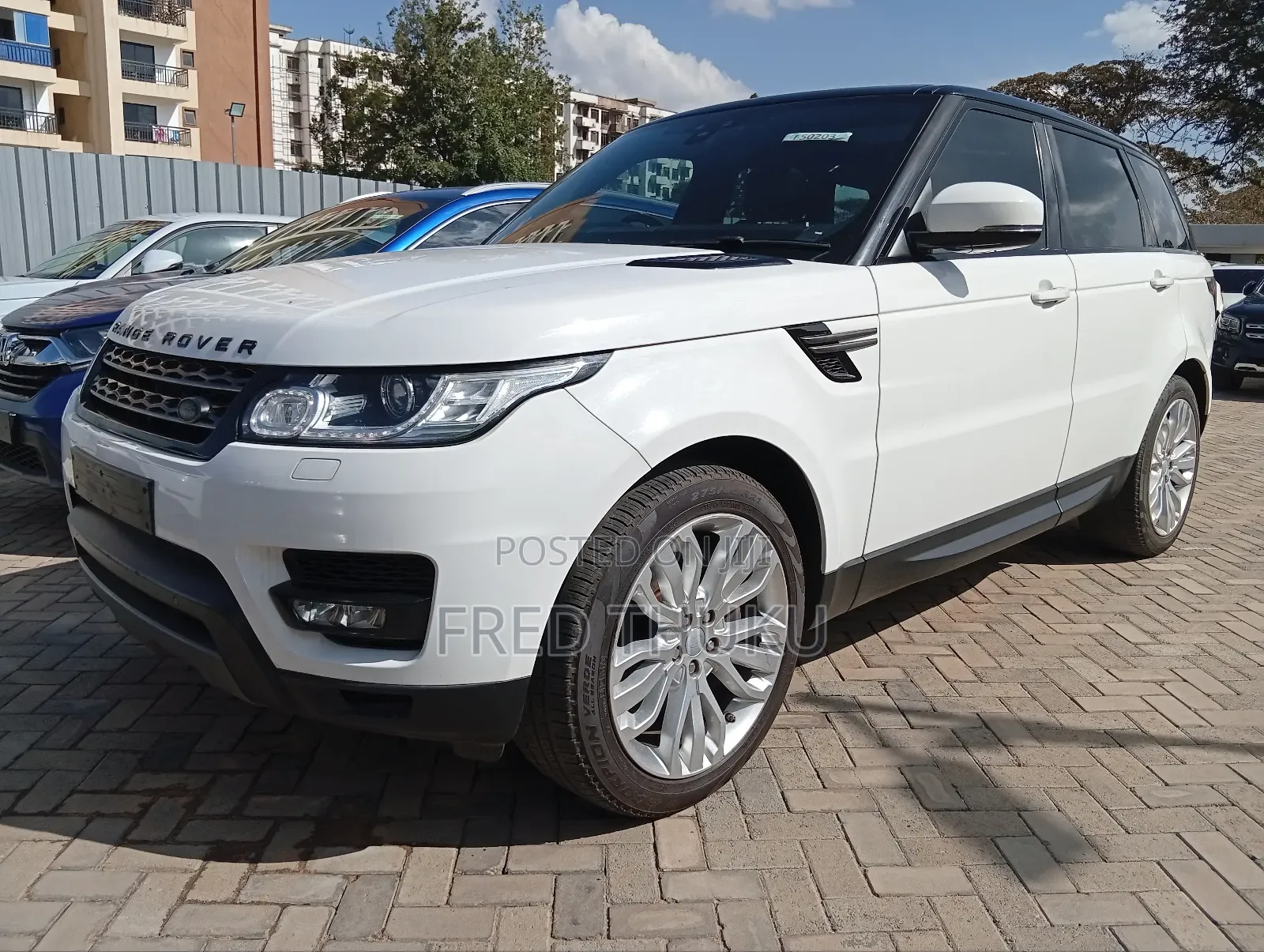 Land Rover Range Rover Sport SE Td6 4x4 (3.0L 6cyl 8A) 2017 White