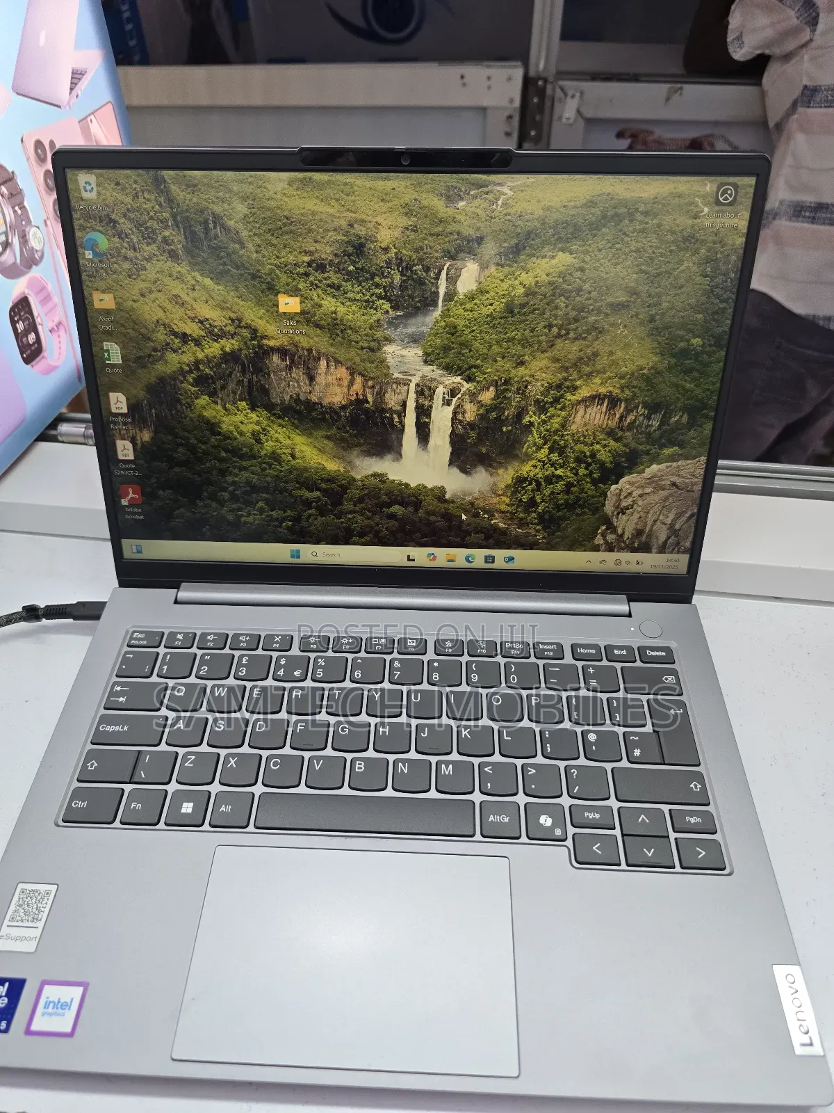 Laptop Lenovo Thinkbook 14 16GB Intel Core Ultra 5 HDD+SSD 500GB