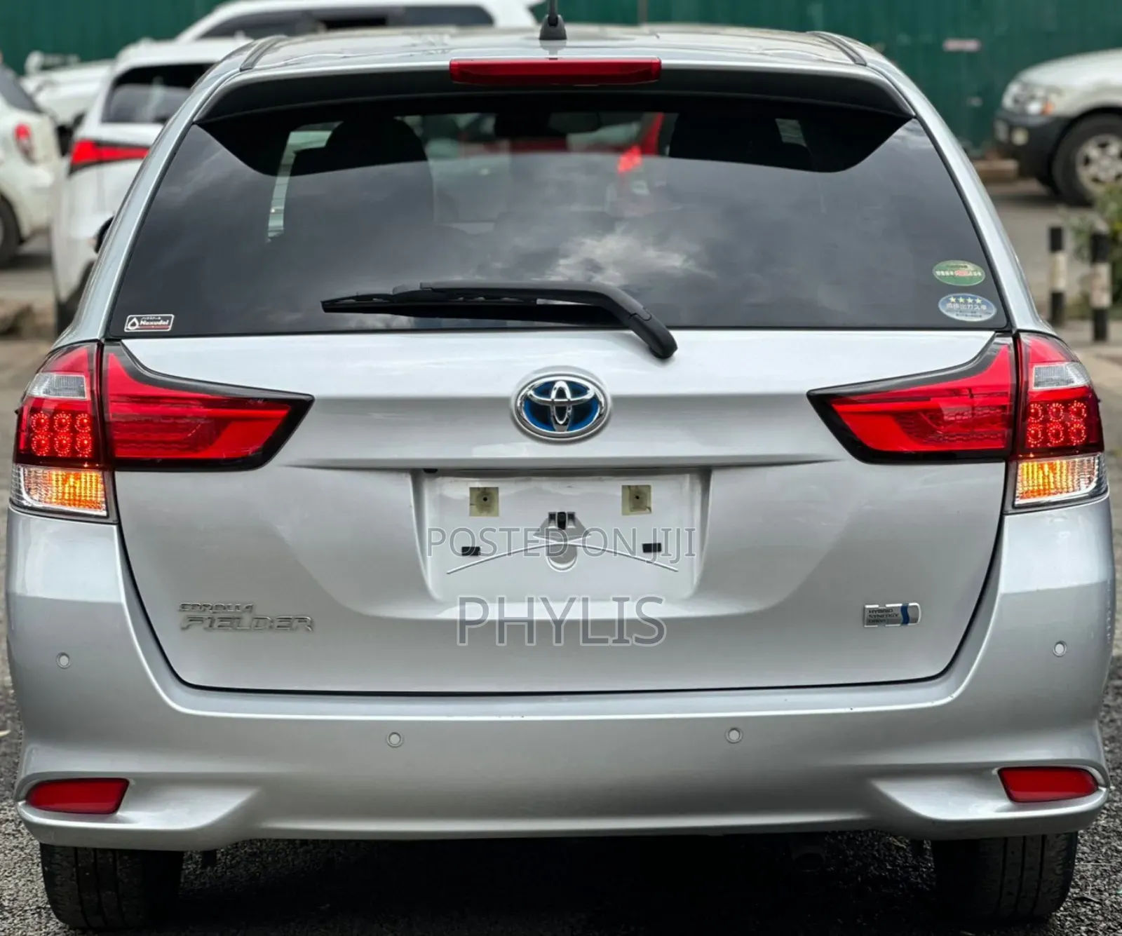 Toyota Corolla Fielder 1.5 Hybrid FWD 2018 Silver