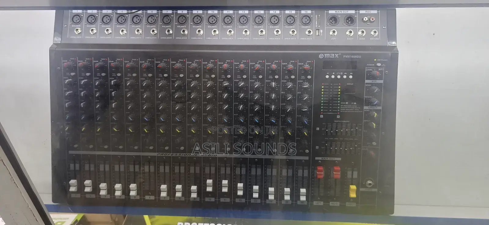 Lexsen 12 Channel Powered Mixer