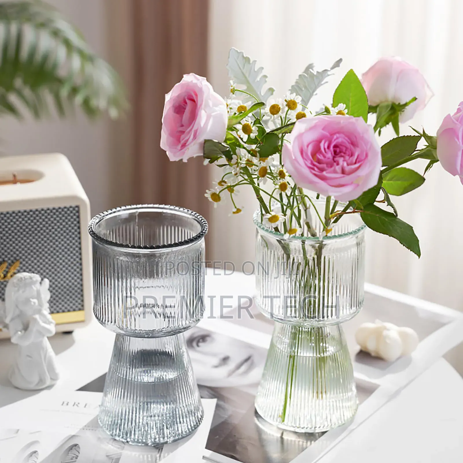 10x19cm 800ml 2 Shape Flower Vase Now Available in 2 Colours