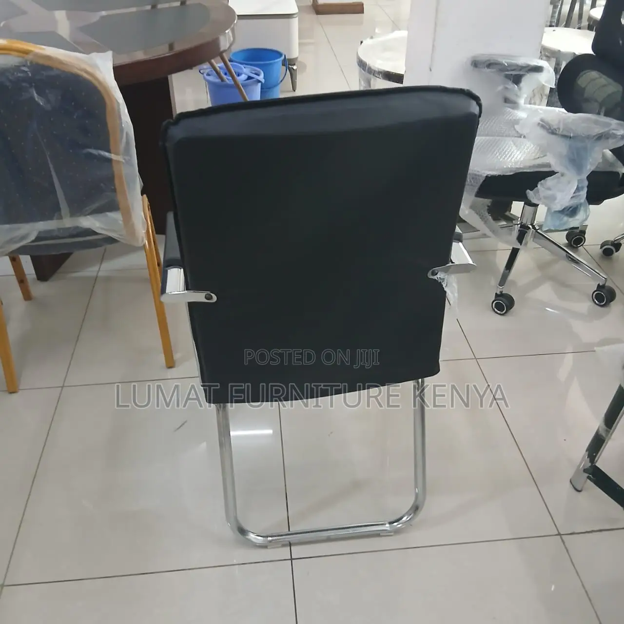 Modern Executive Office Visitors Seat