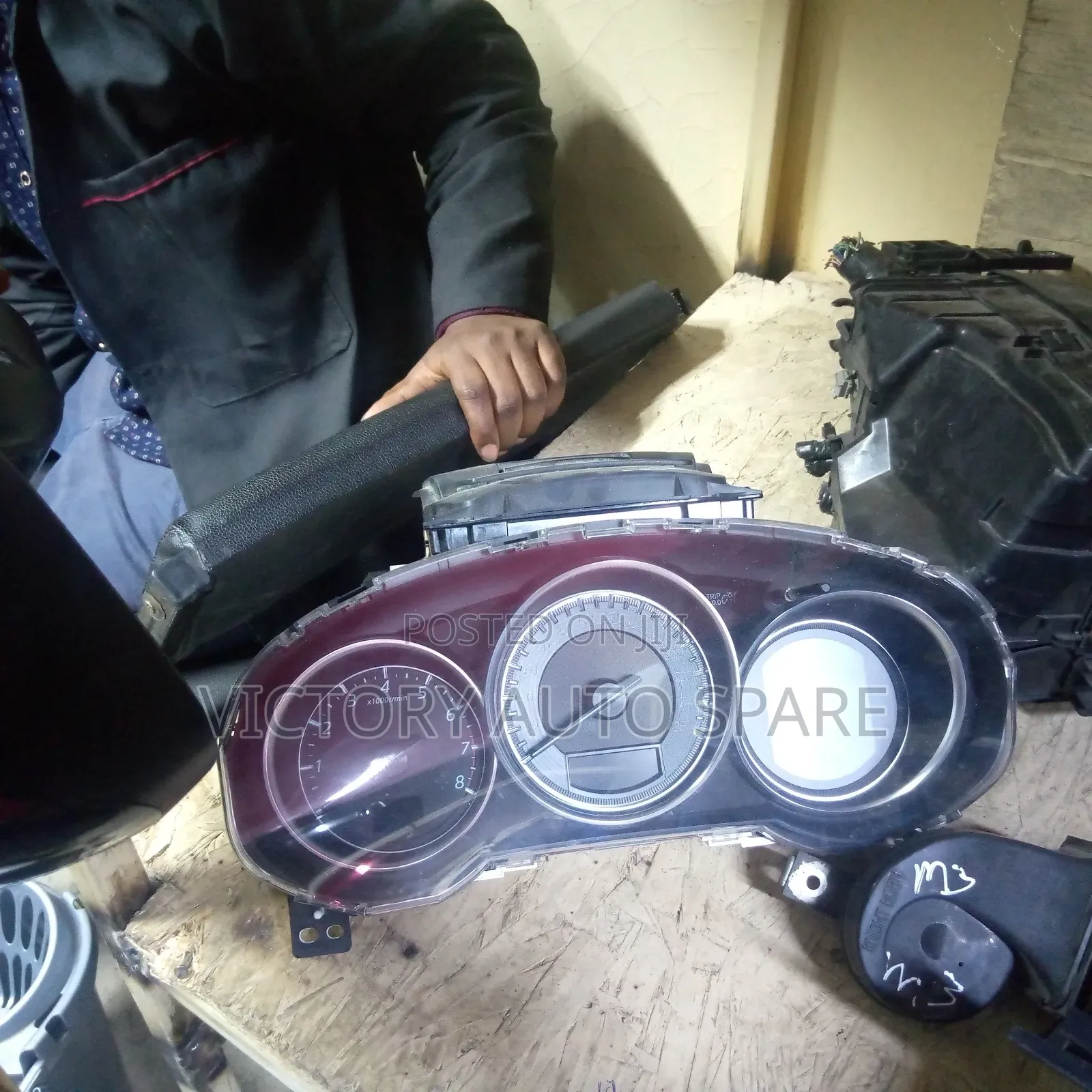 Atenza Clock 2014-2018 Model