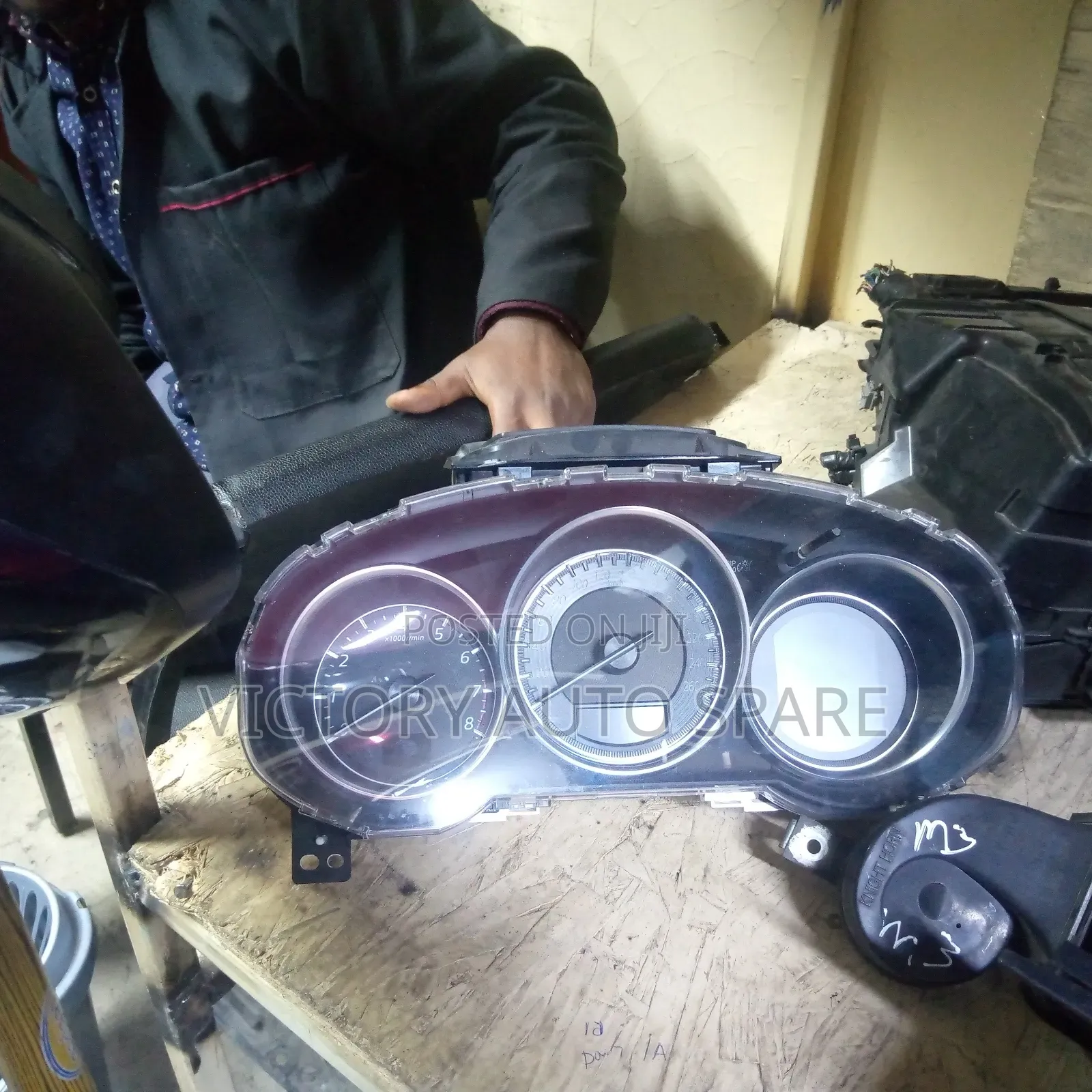 Atenza Clock 2014-2018 Model