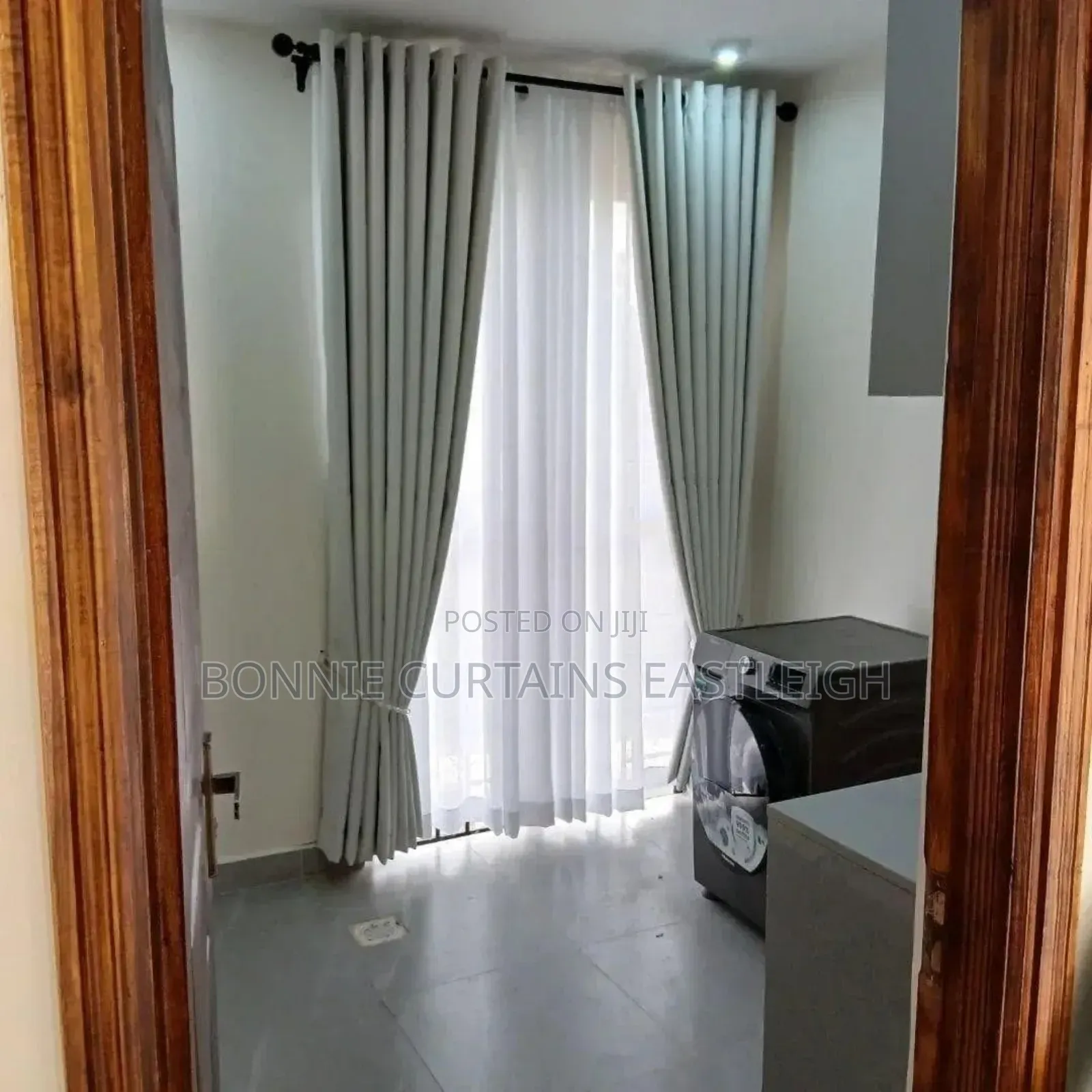 Bright Dining Room Curtains and Sheers
