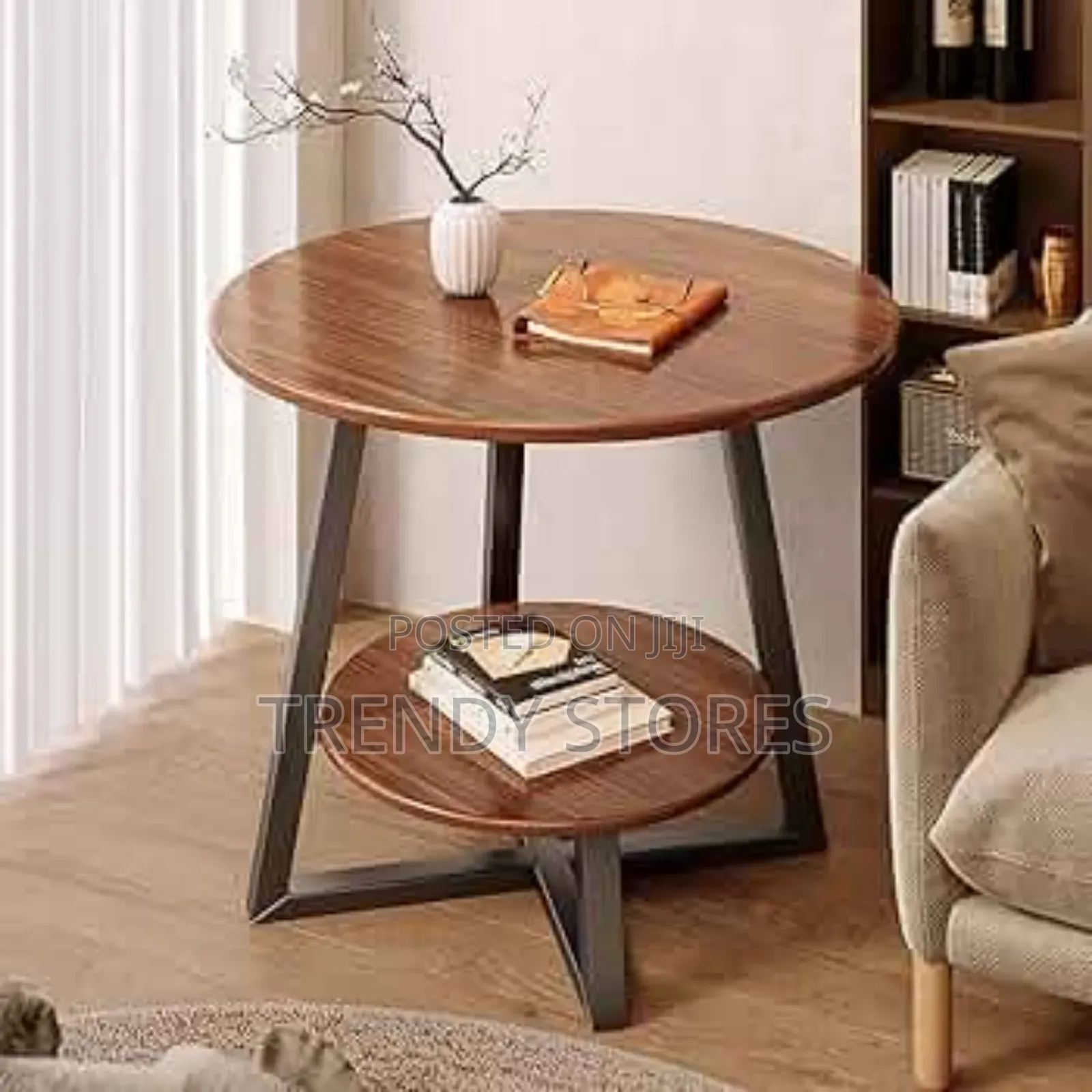 Round Lamp Table