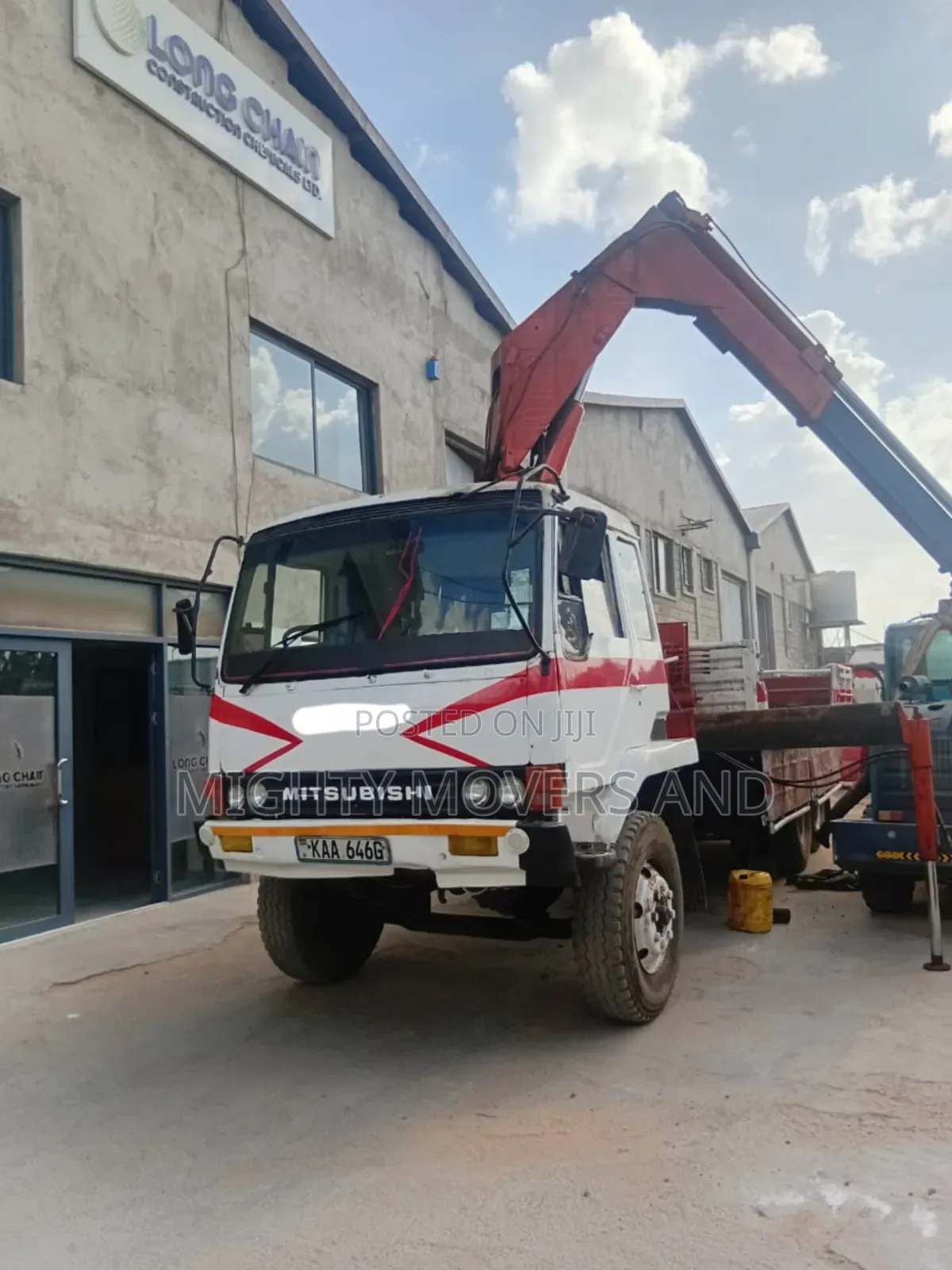 Transit Cranes for Hoisting and Logistics Services Are Available