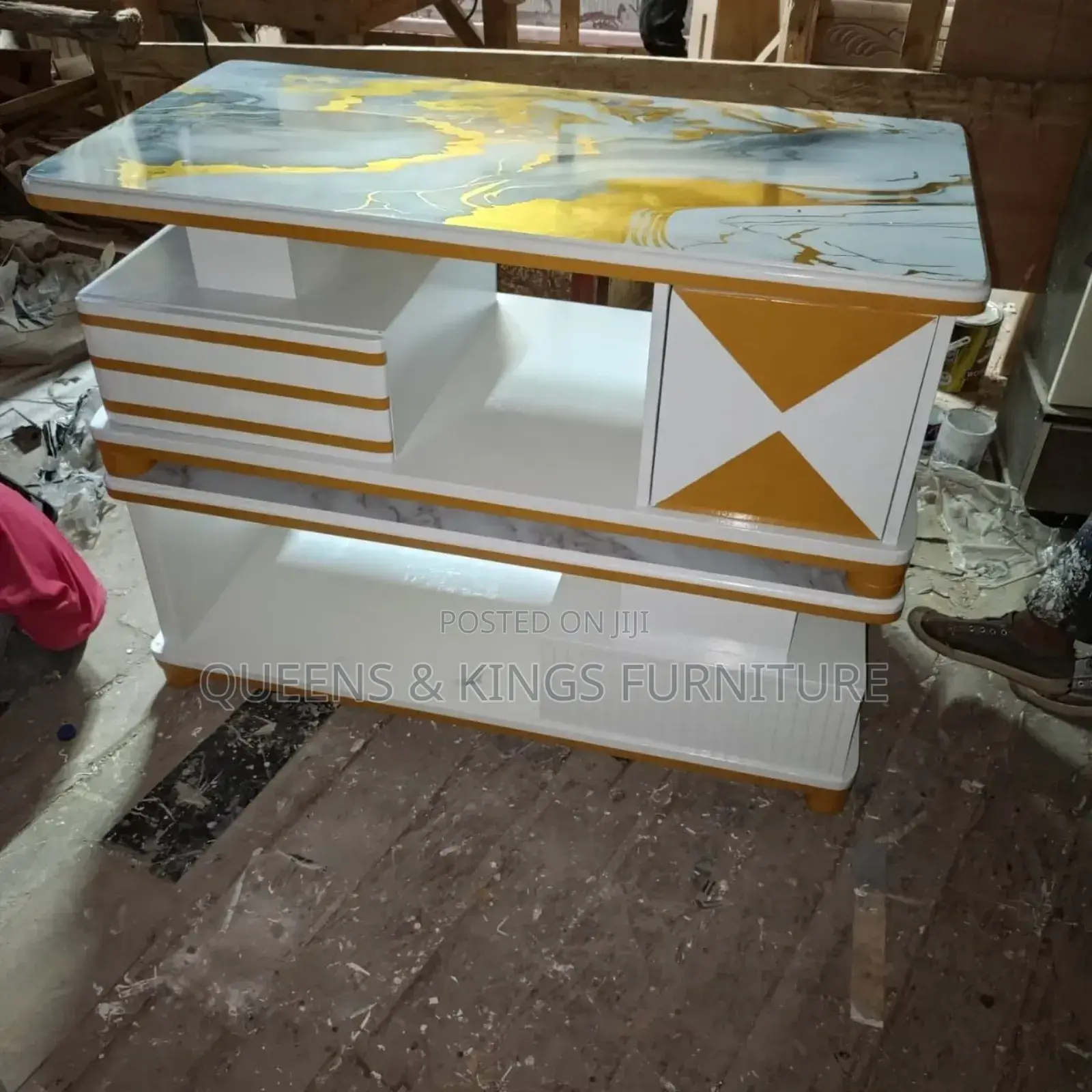 Morden Tv Stand With Strong-Fit Tv Up to 55inch