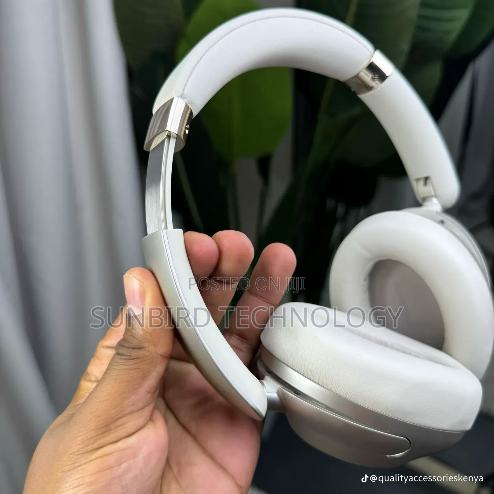Boompop Pro Oraimo Ohp-917 Over-Ear Headphones.