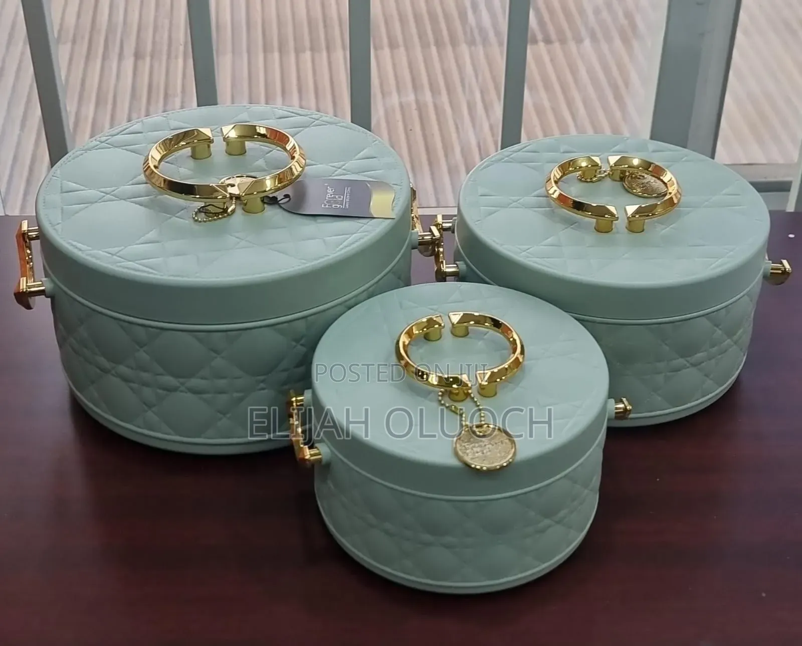 Unique Very High Quality Forever Gold Insulated Hotpots
