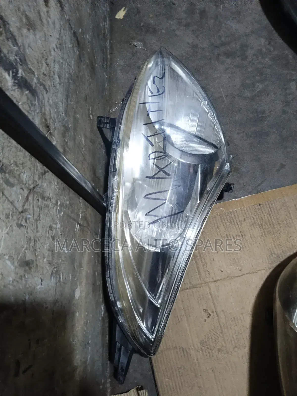 Suzuki Swift Headlight Non-Xenon