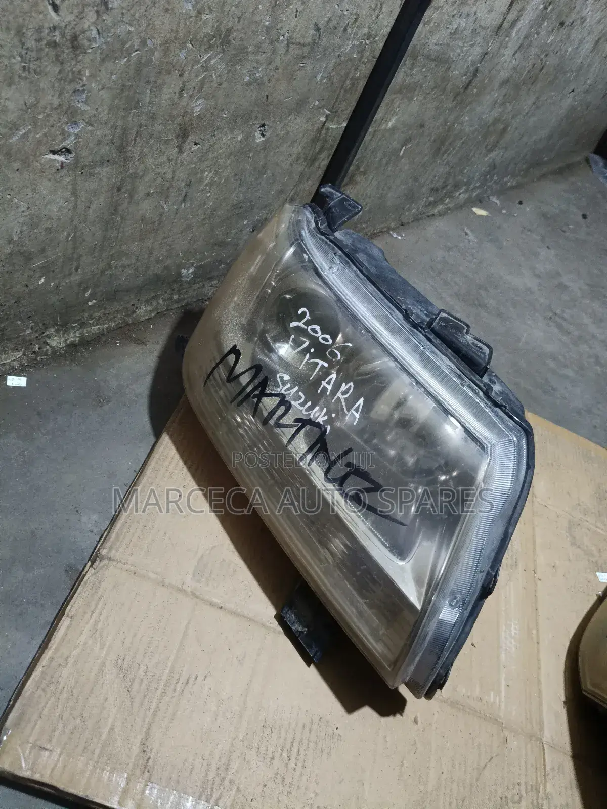 Suzuki Grand Vitara Escudo Headlight Xenon