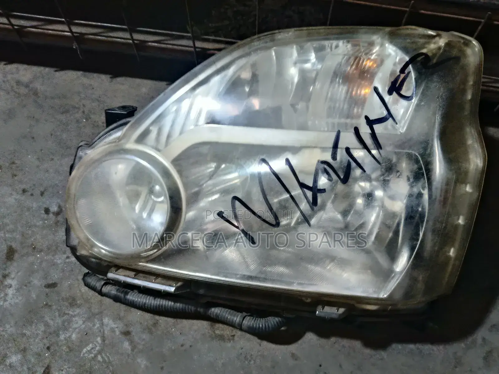 Nissan Extrail Nt31 Headlight Non-Xenon