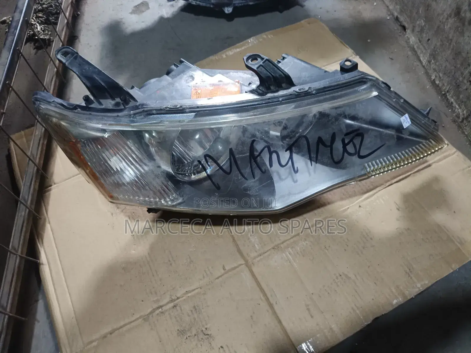 Mistrubishi Outlander Headlight Xenon