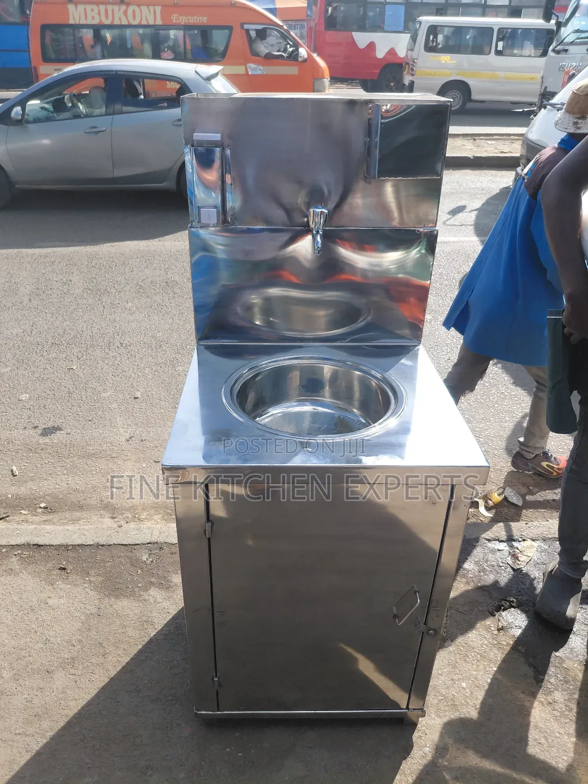 Single Hand Wash With a Top Tank.