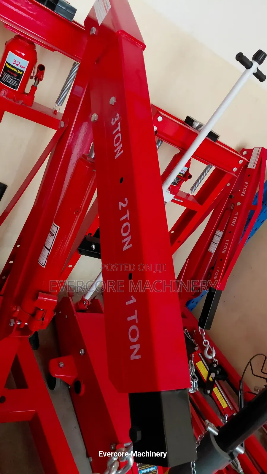 Heavy Duty 3tonne Engine Hoist/Crane Machine Fully Hydraulic.