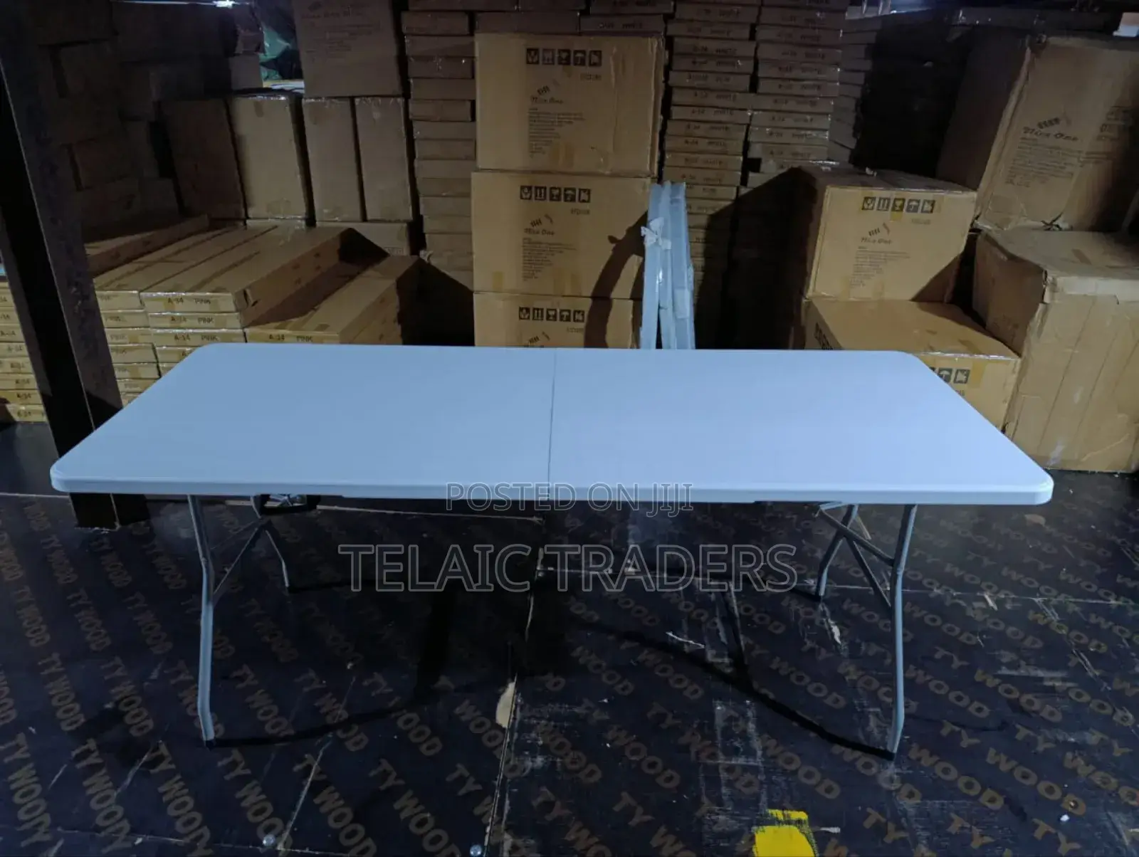 Big Size 180cm ×74cm ×74cm Foldable Camping Table