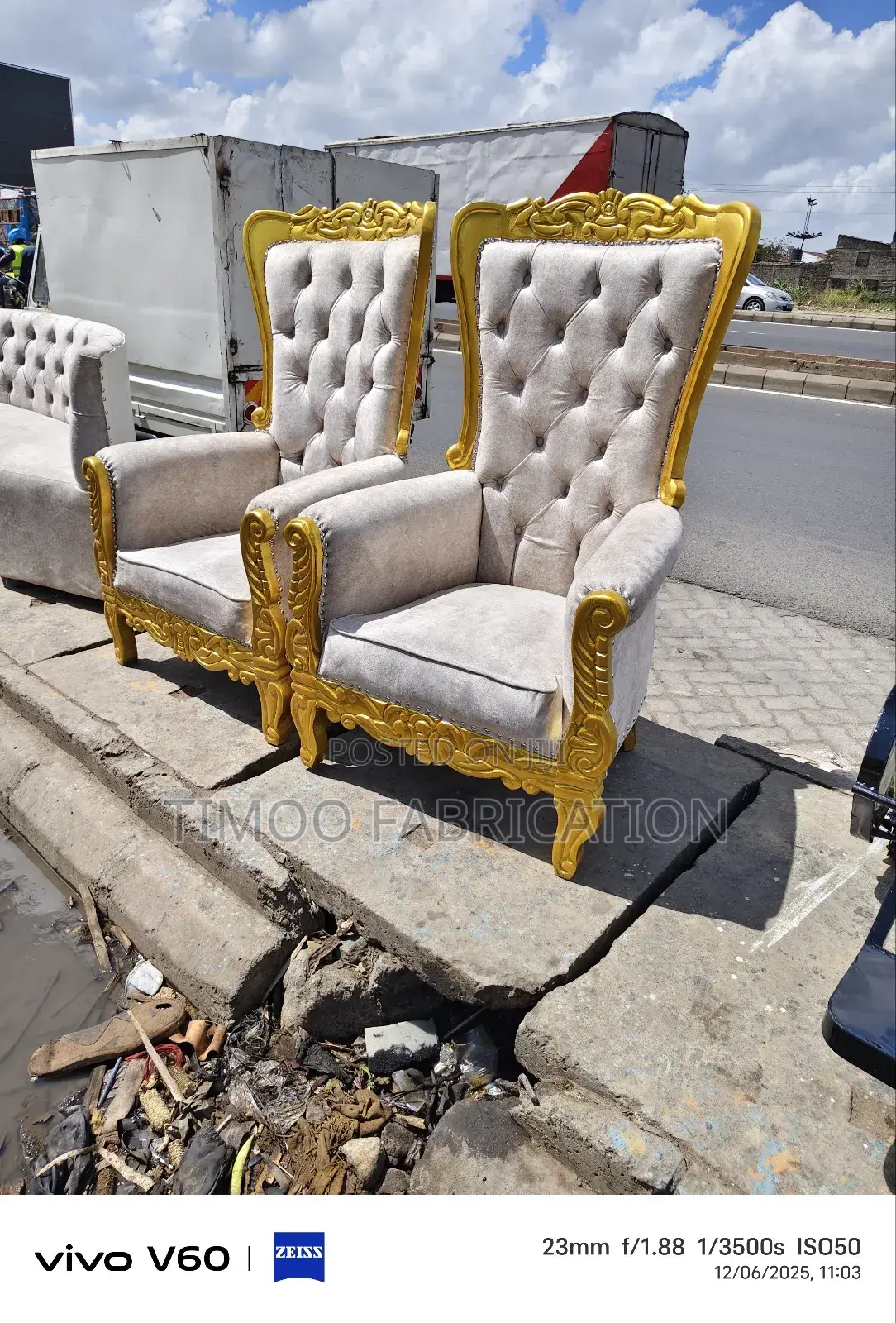 Queen Chairs