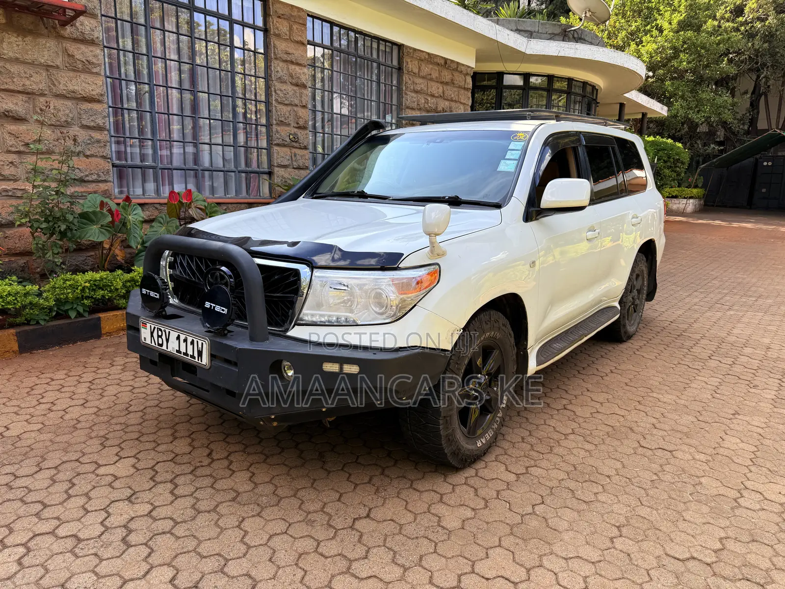 Toyota Land Cruiser 2007 White
