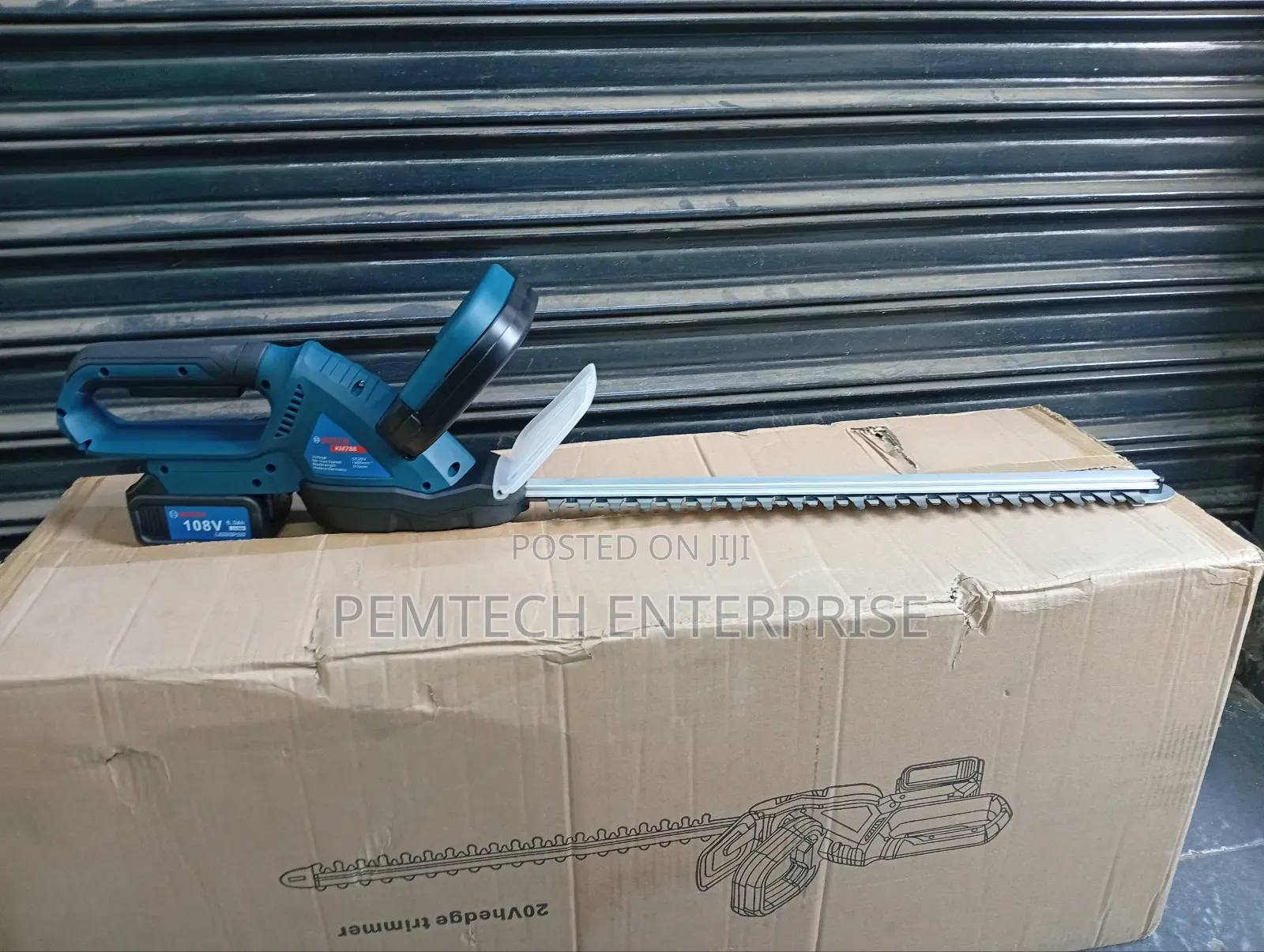 Bosch Ghe 108vf-60 Professional Cordless Hedge Cutter.