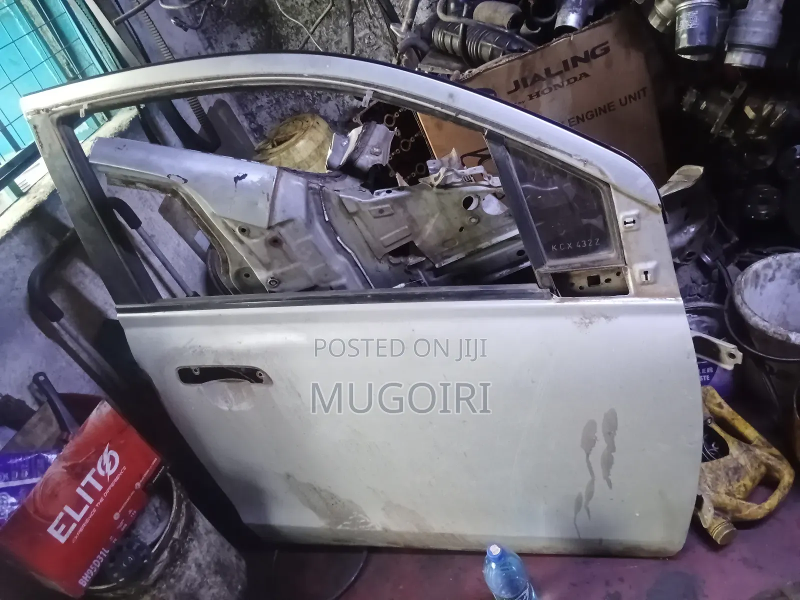 Suzuki Alto Right Front Door
