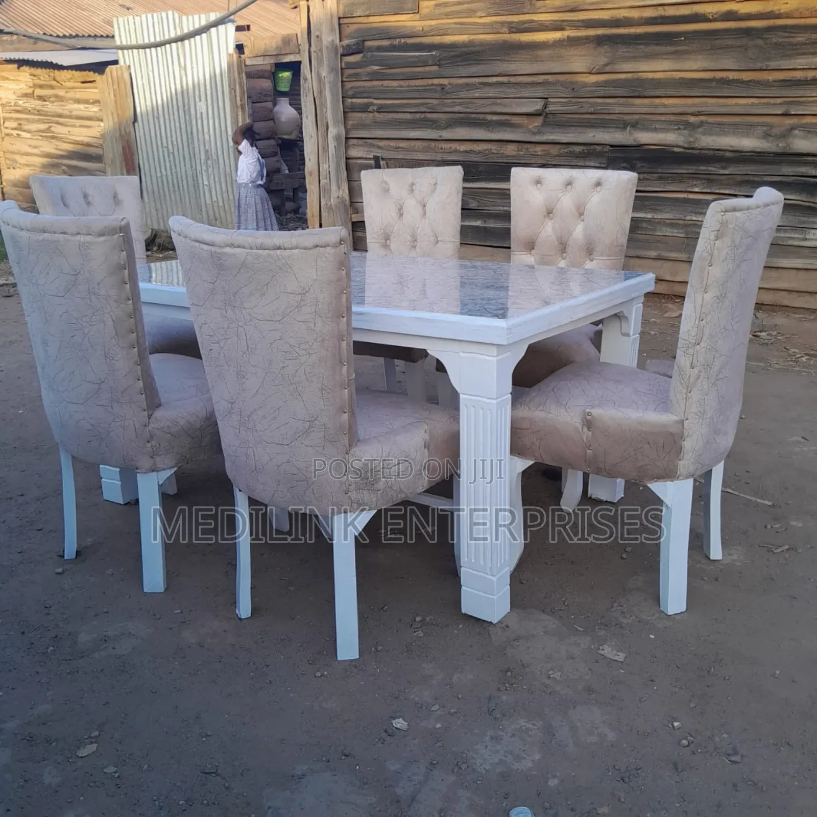 Chester Chairs 6-Seater Dinning Table Set