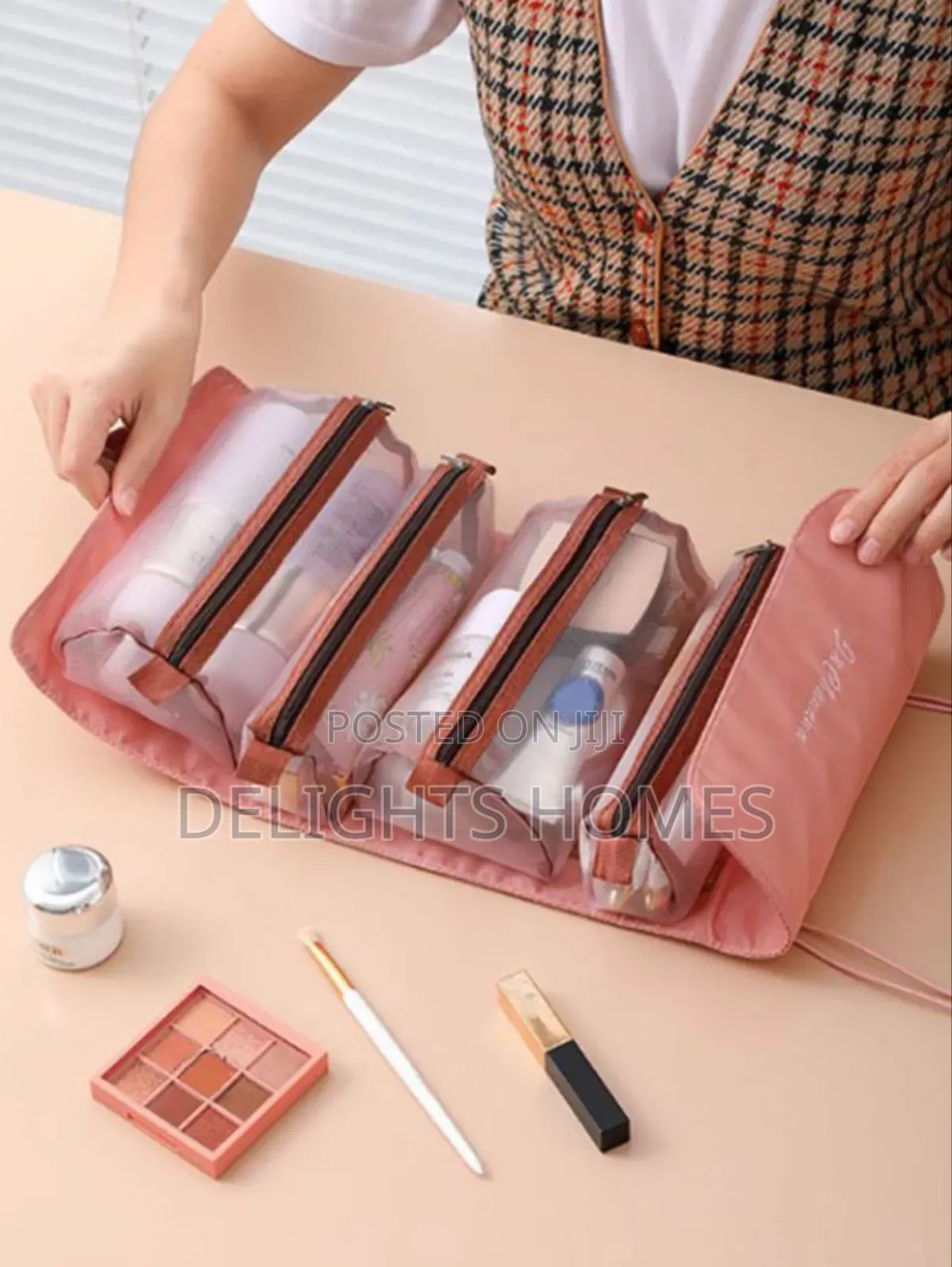 4pcs in 1 Detachable Makeup Bag_hg