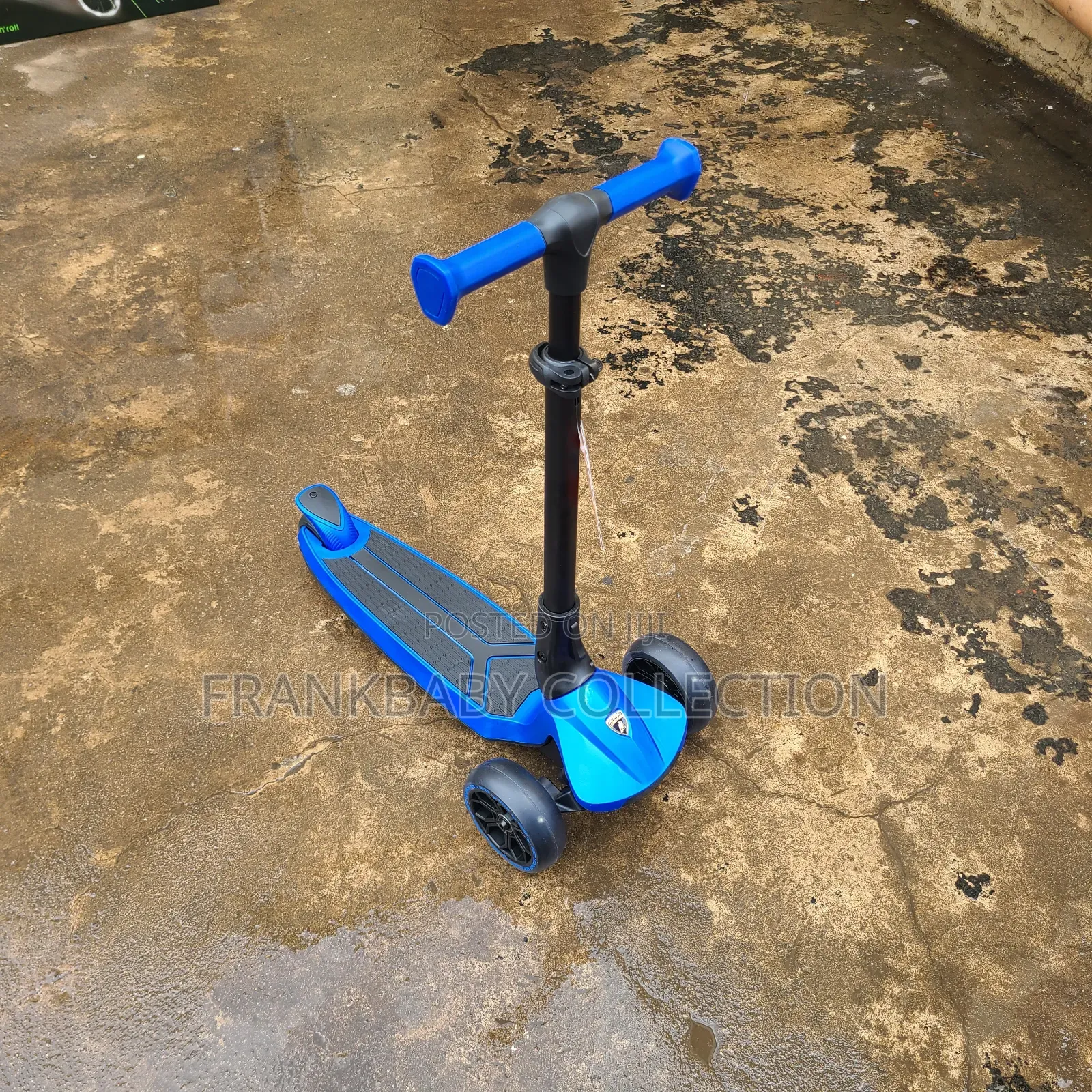 Luxury Lamborghini. Adjustable Kids Scooter.