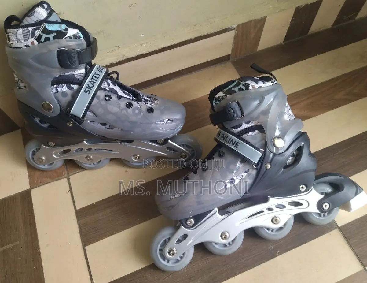 Adjustable Rubber Wheels Inline Skates Skate Shoes (31-34 /39-42)