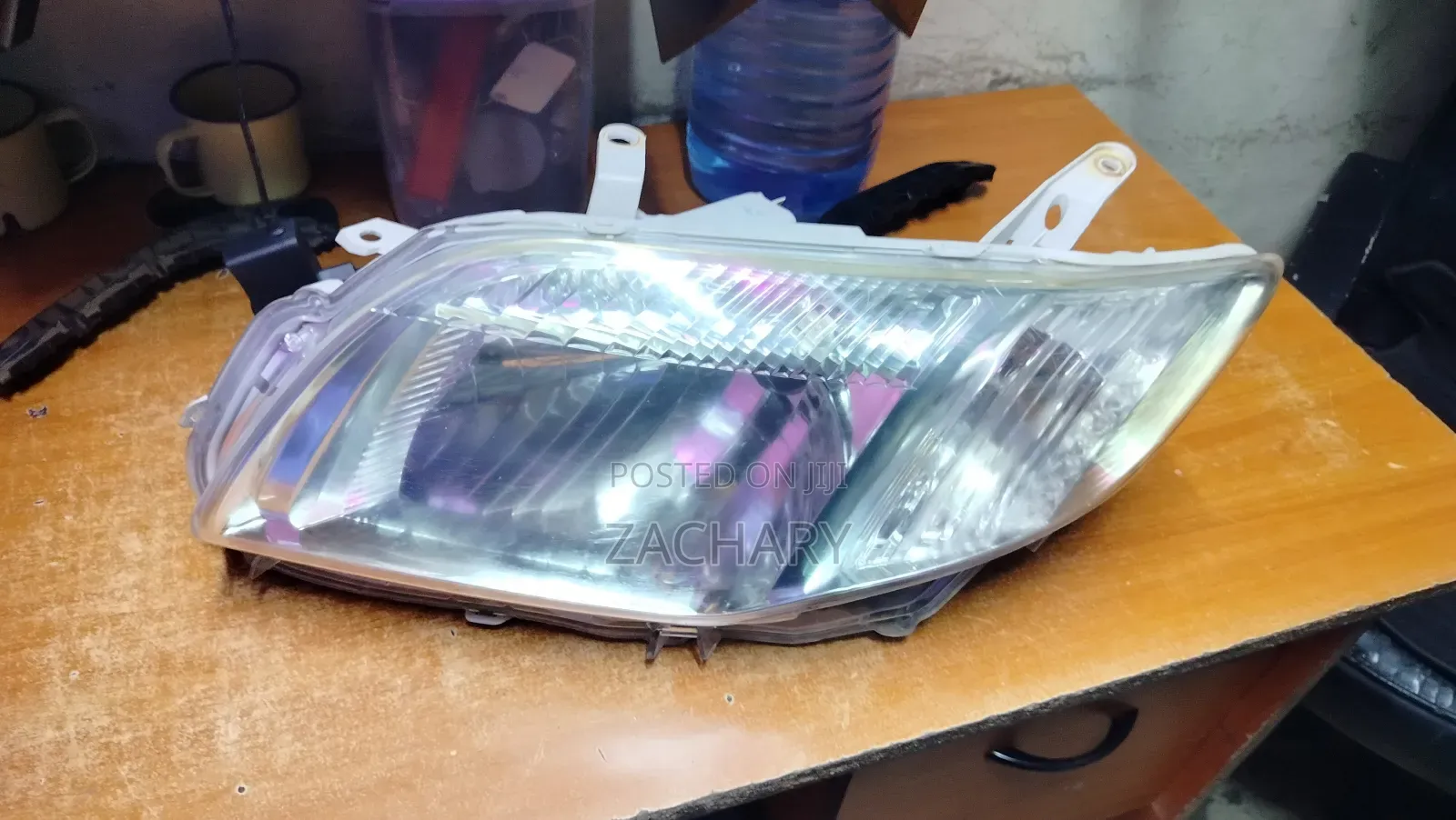 Axio 2010 Non Xenon Headlight