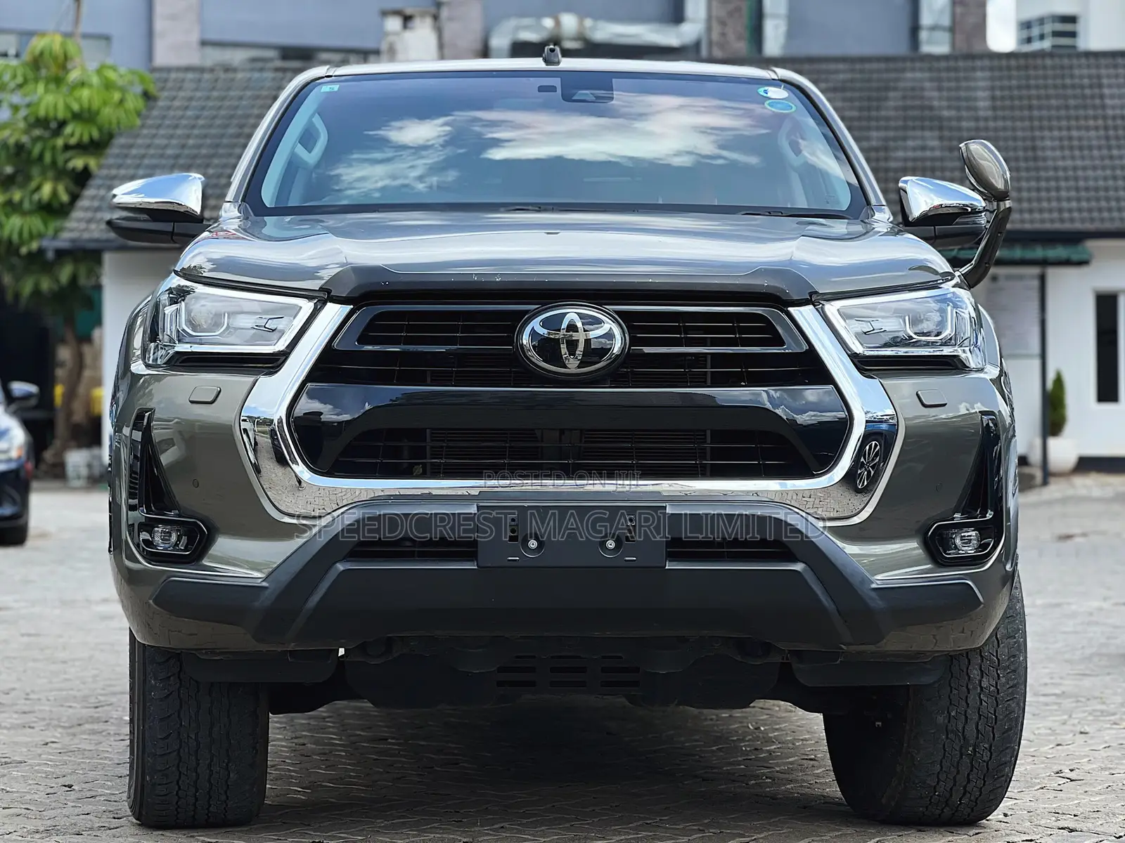 Toyota Hilux 2021 Silver