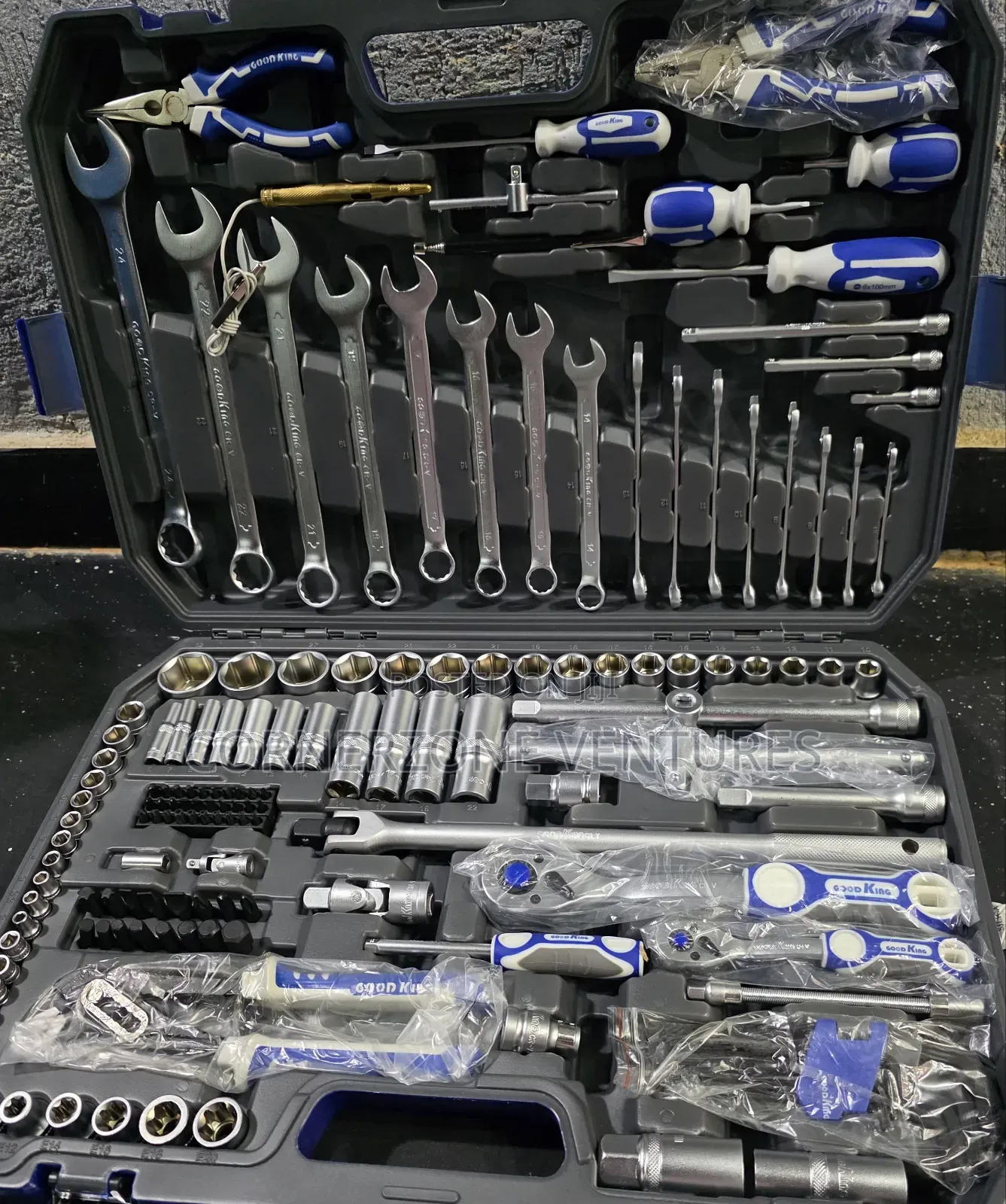 Socket Wrench Toolkit/ 151pcs Toolbox