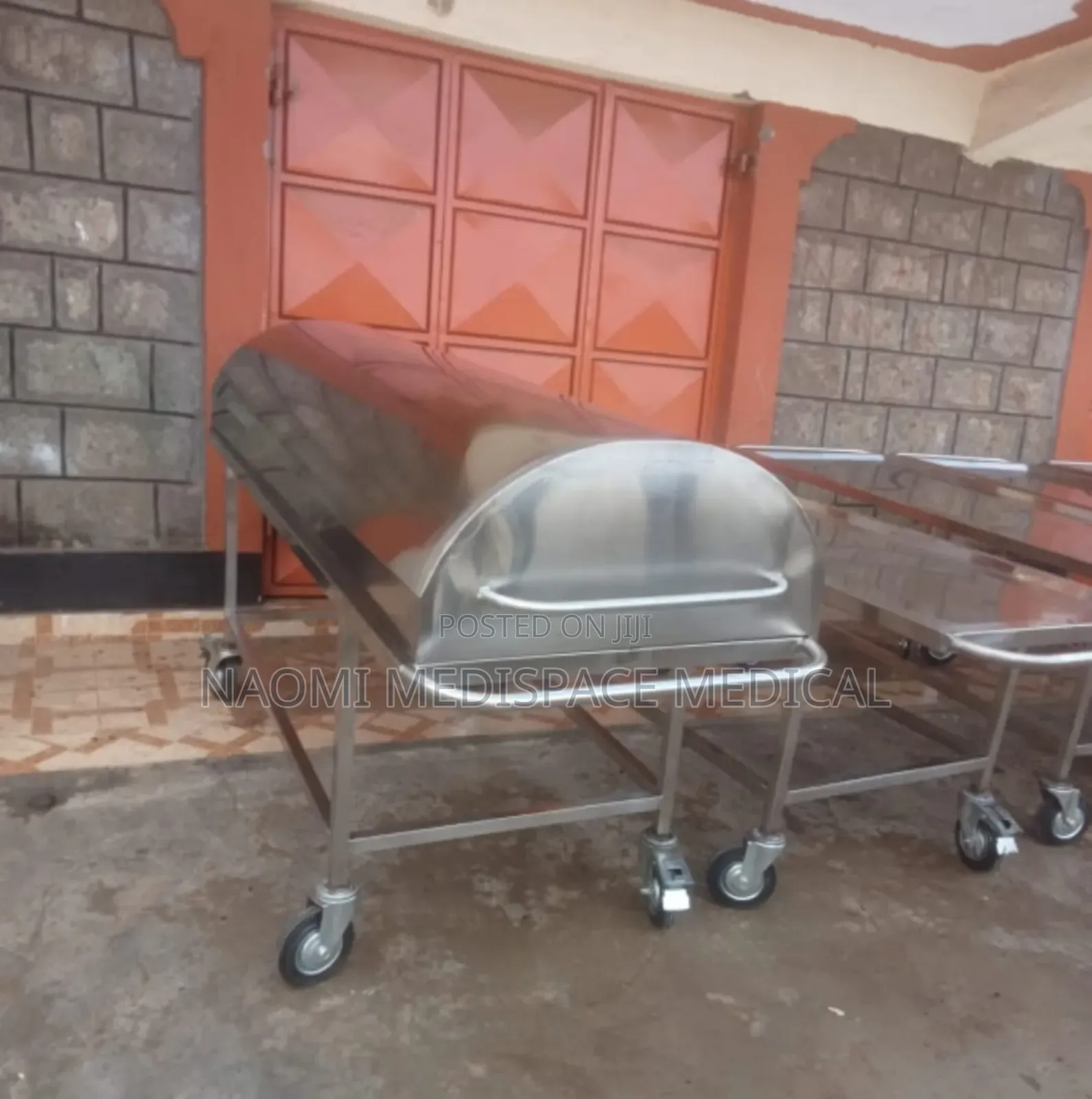 Motuary Trolley With Lid