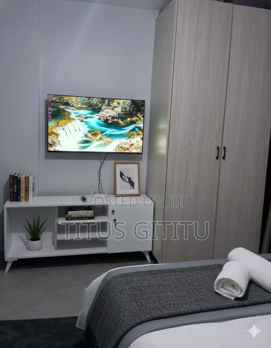 Spacious Studio Airbnb Muthiga | Balcony Swimming Pool | KSH 3000
