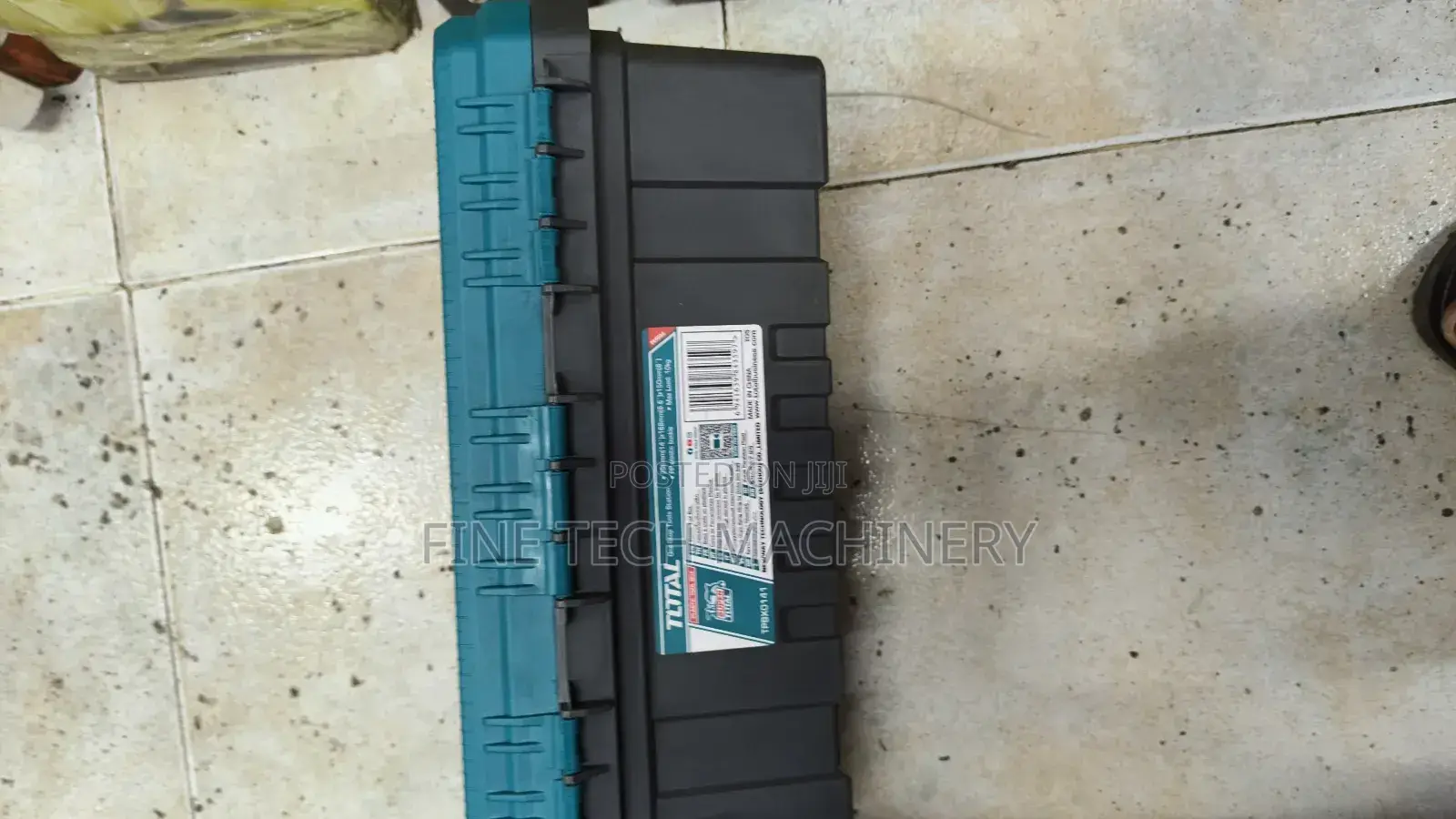 Total 13 Inch Tool Box