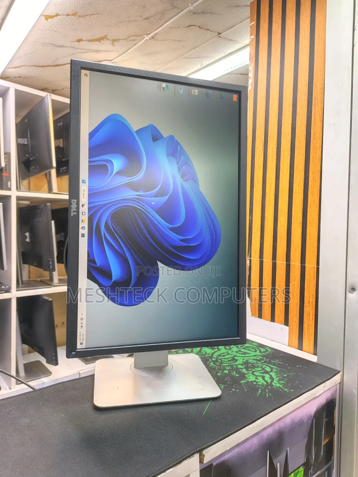 Dell P2217 22 Inches Wide Monitor